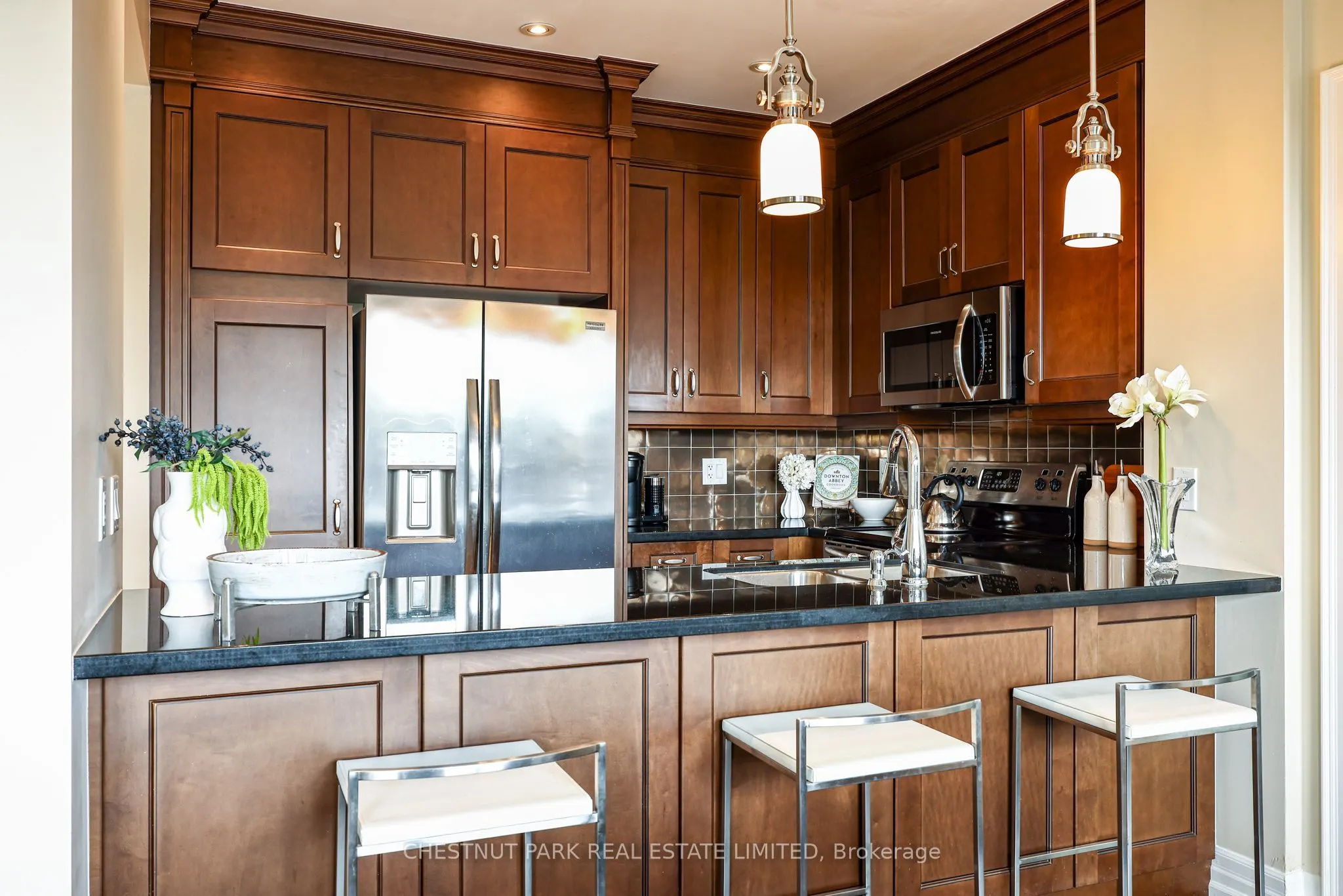 21 Burkebrook Place #517