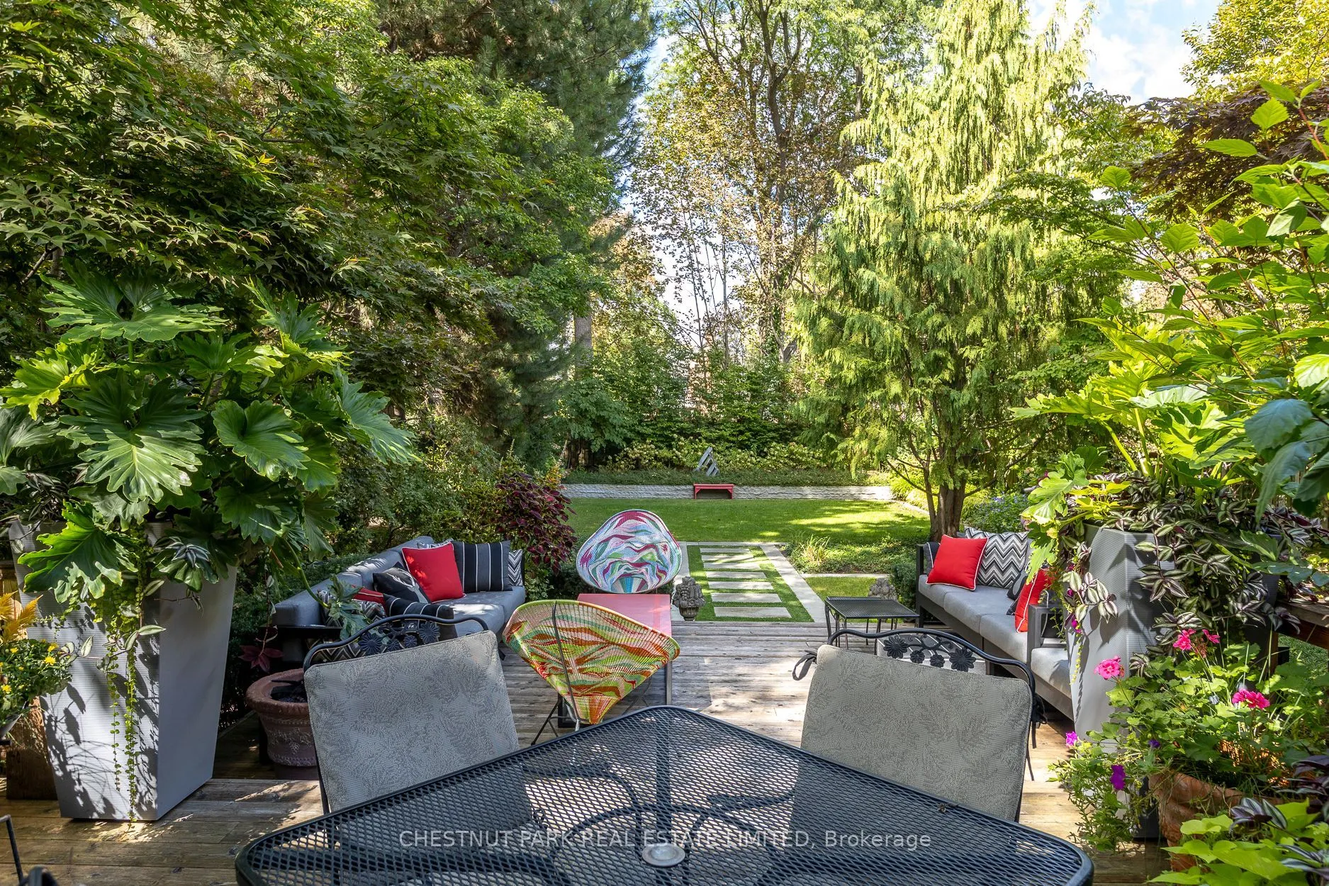 12 Shorncliffe Avenue