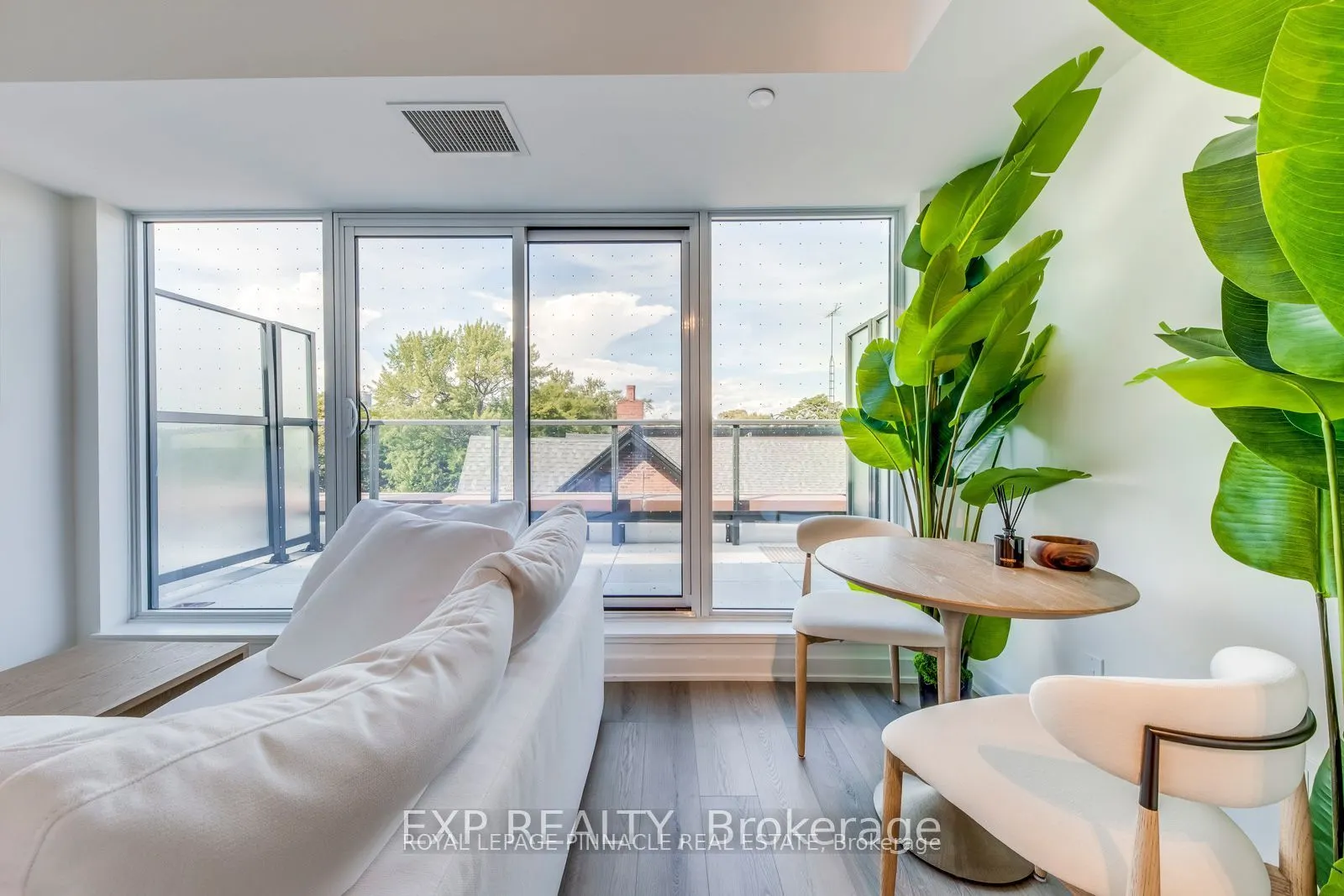 5 Lakeview Avenue #415