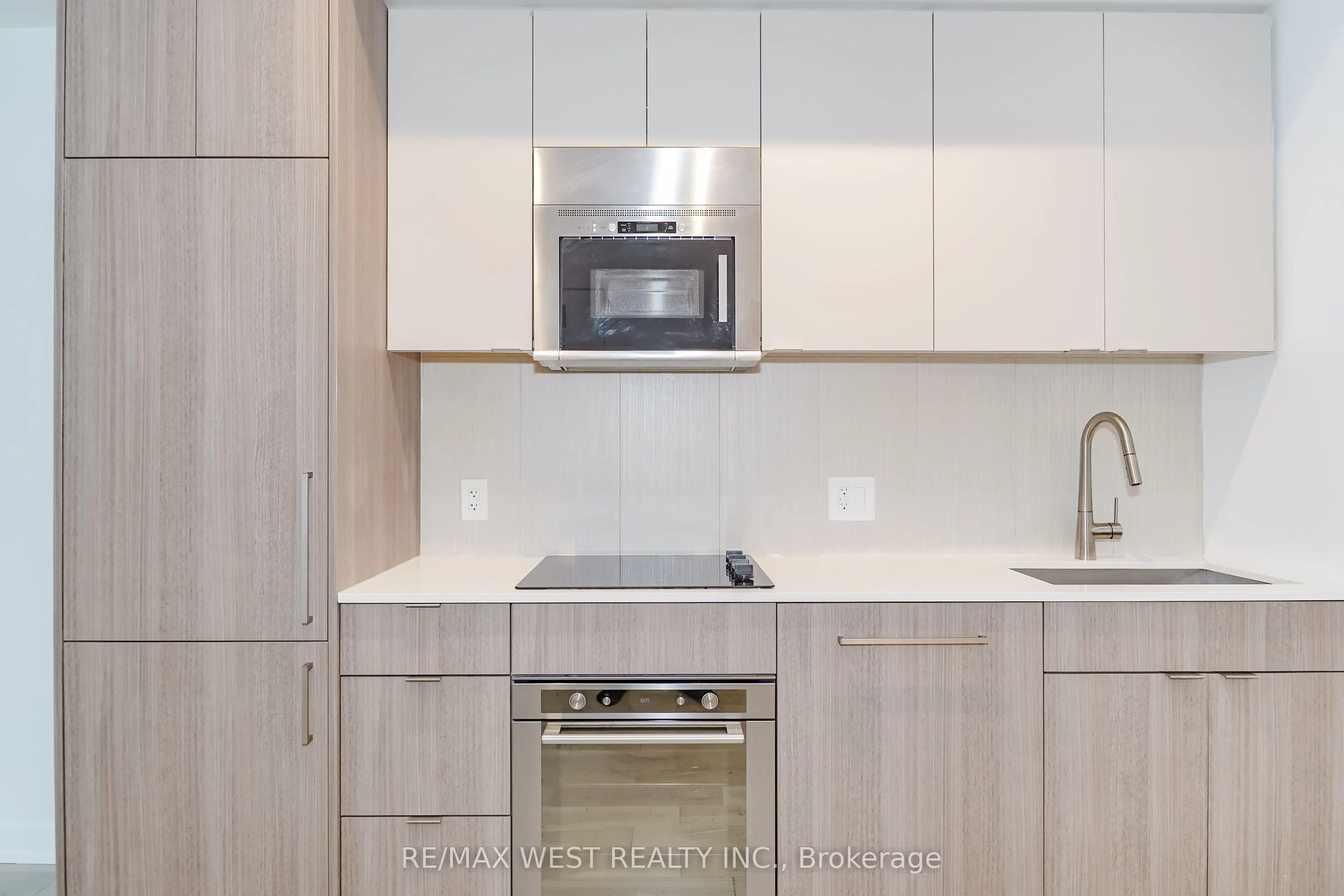 840 St Clair Avenue W #205