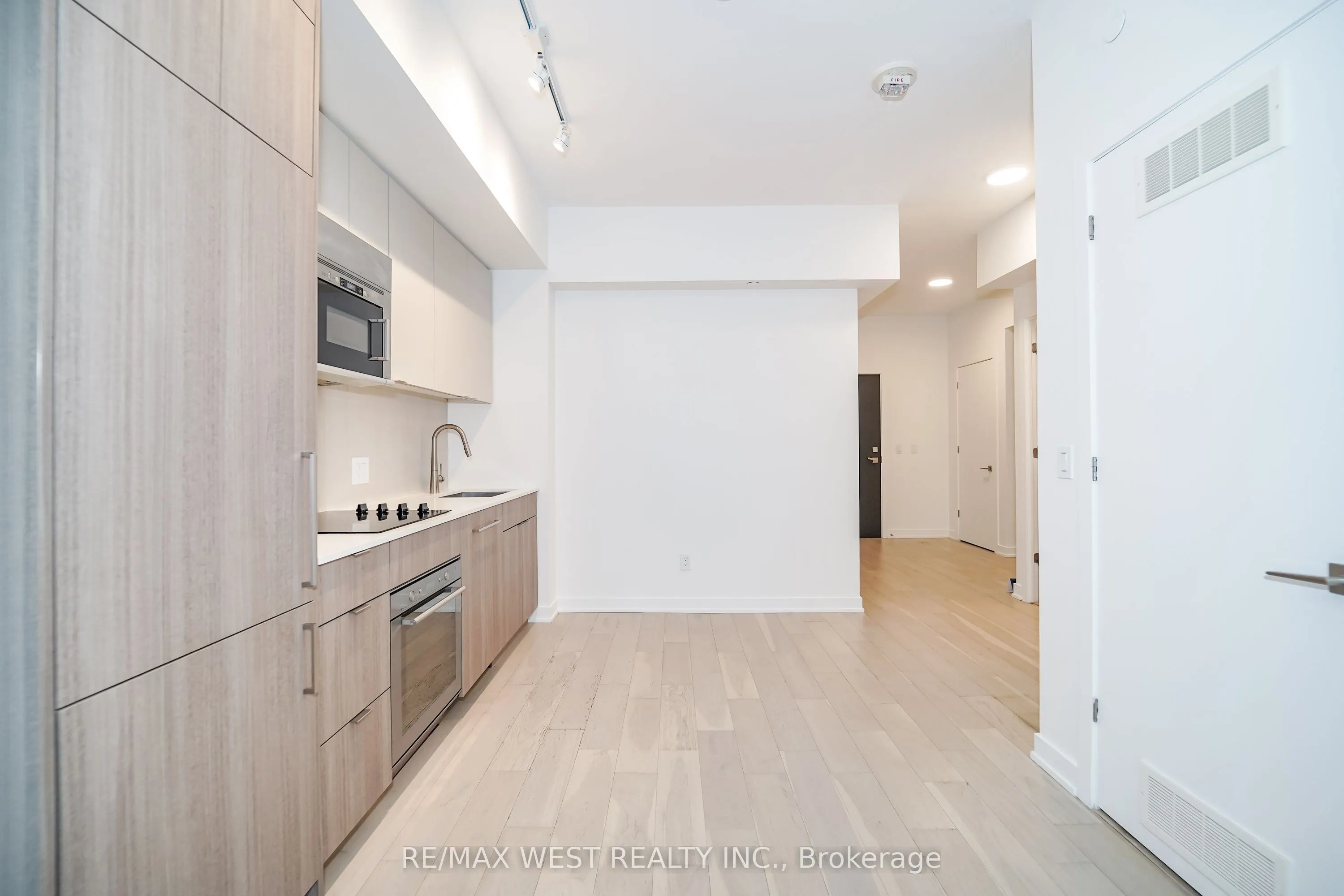 840 St Clair Avenue W #205