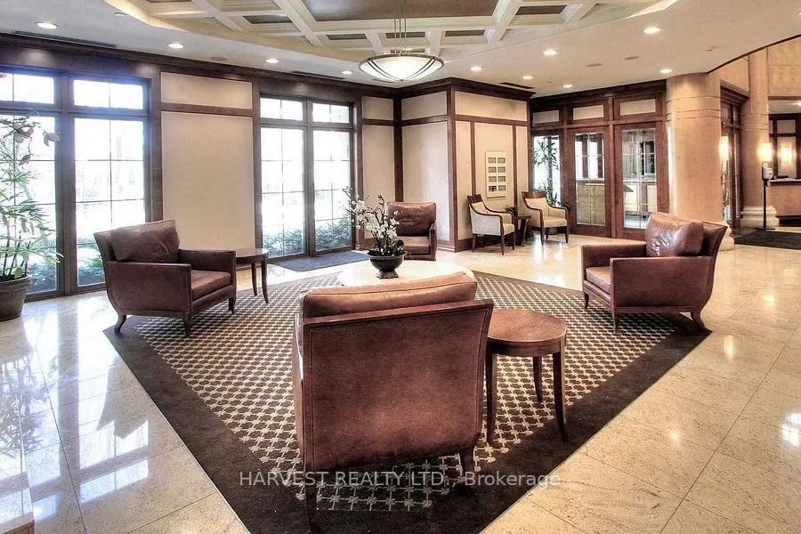 80 Harrison Garden Boulevard #1015