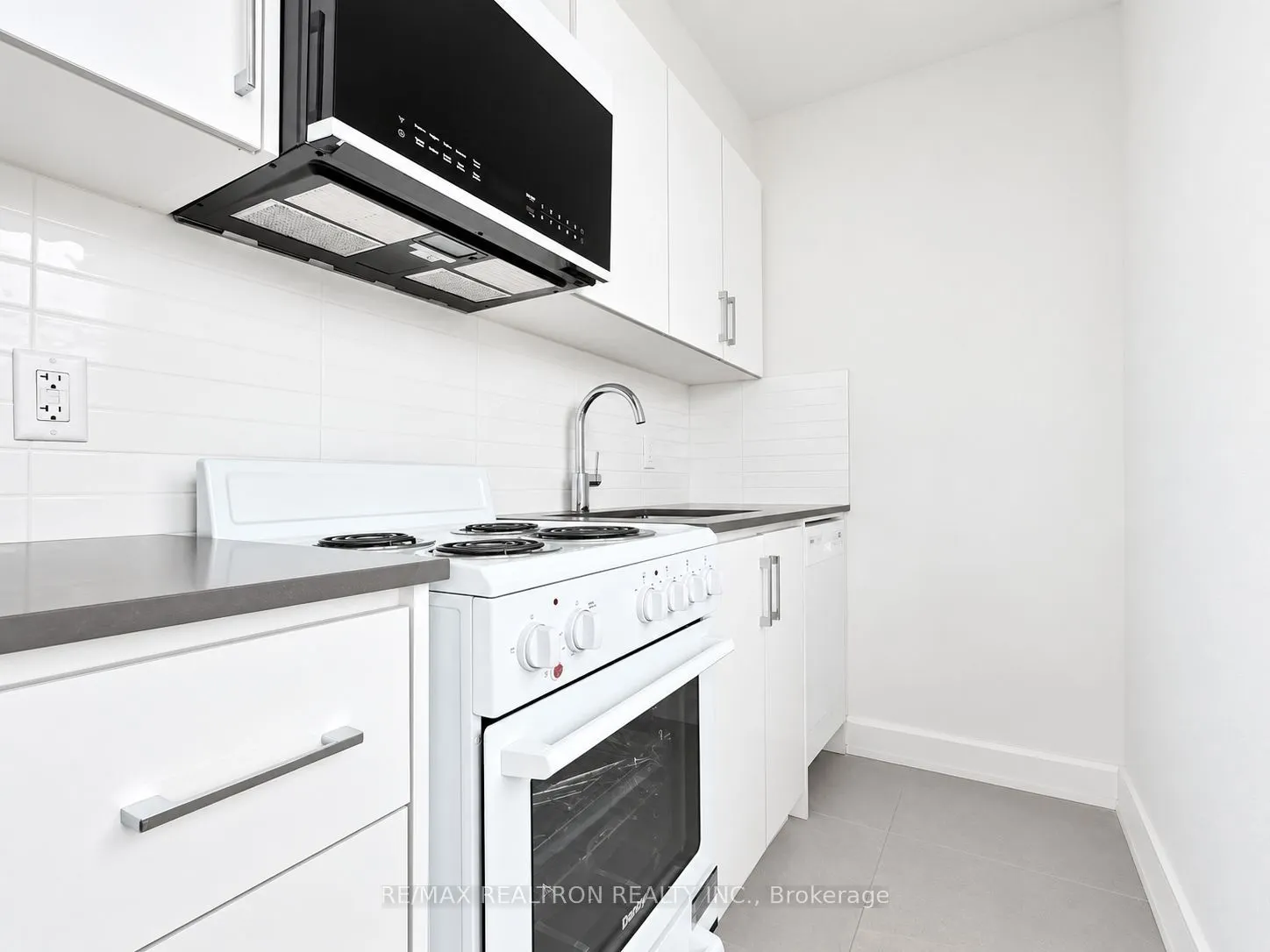 1545 Bathurst Street #510