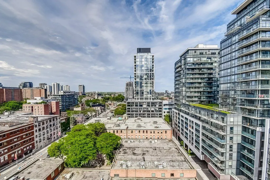 323 Richmond Street #1009