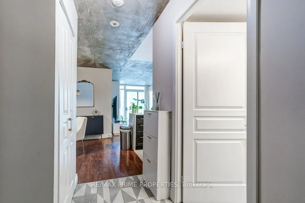 323 Richmond Street #1009