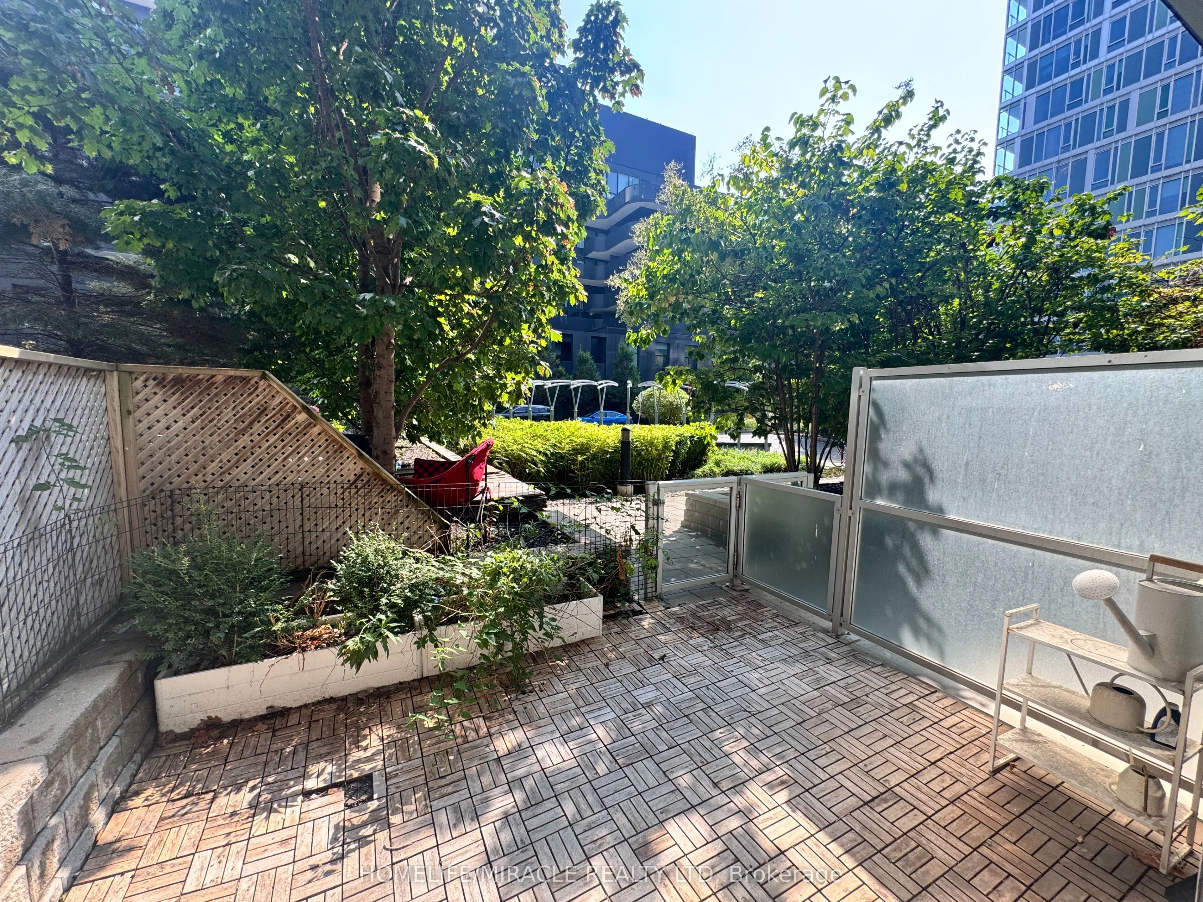 555 Wilson Avenue #103