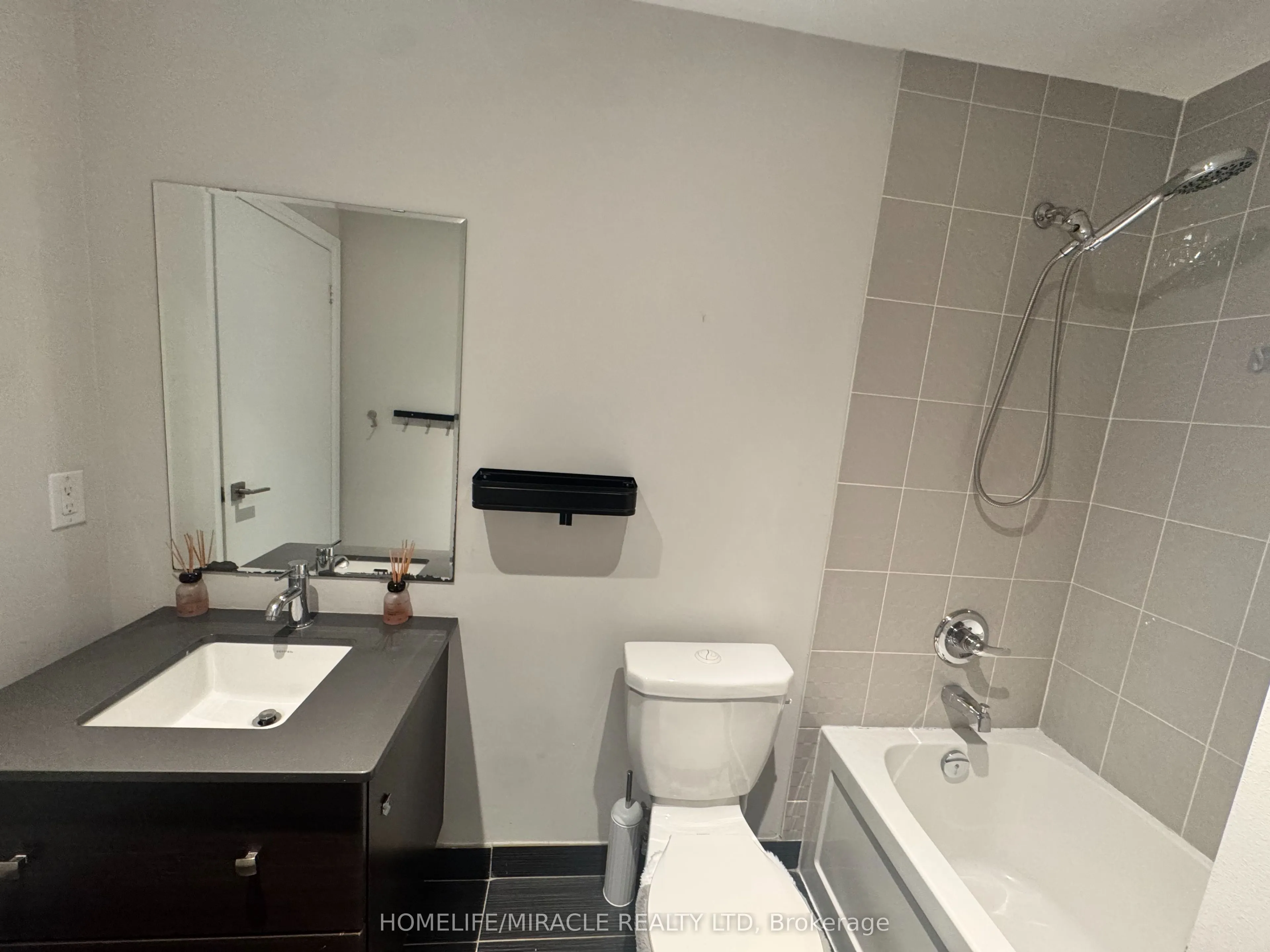 555 Wilson Avenue #103