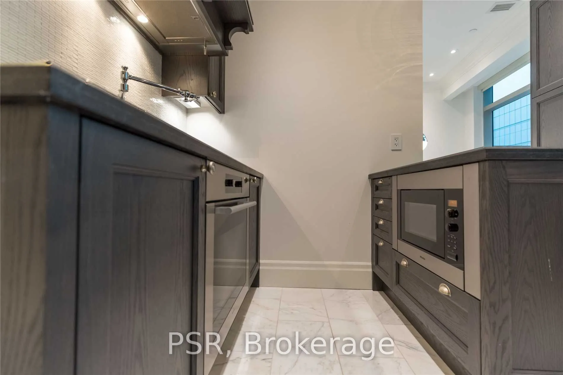 311 Bay Street #4104