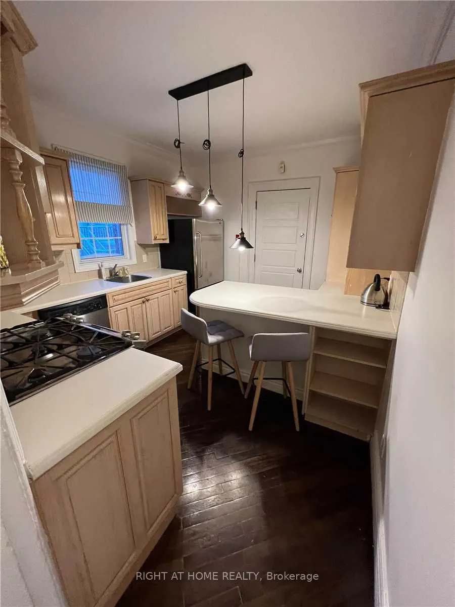 291 Ontario Street #5