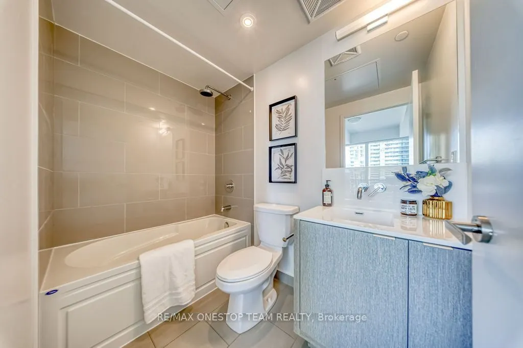 88 Harbour Street #2104
