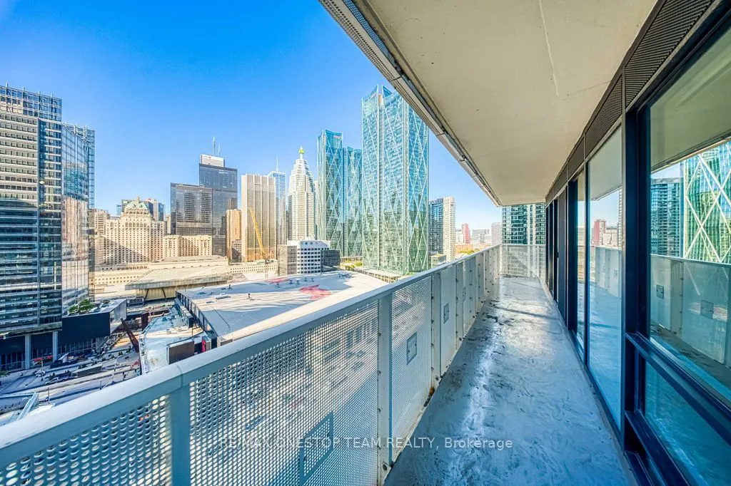 88 Harbour Street #2104