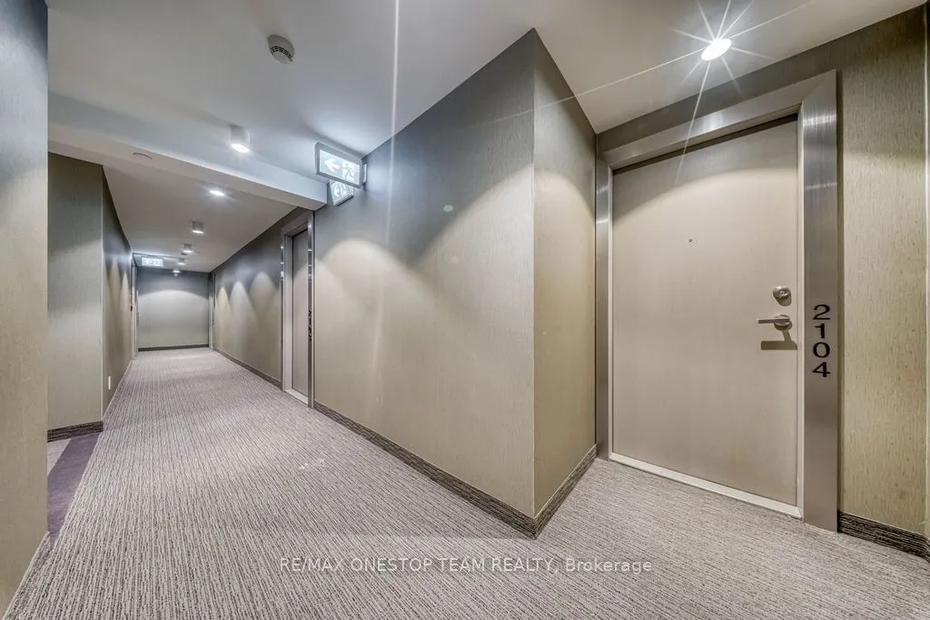 88 Harbour Street #2104