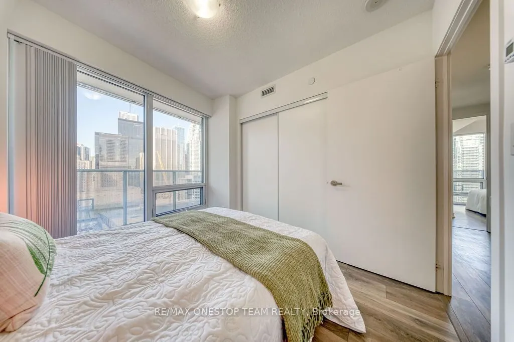 88 Harbour Street #2104