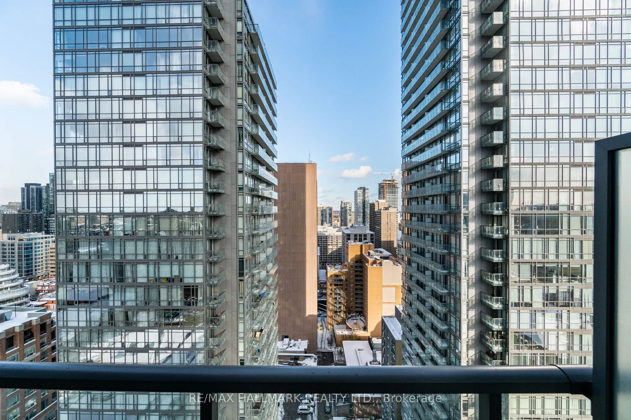 832 Bay Street #2307