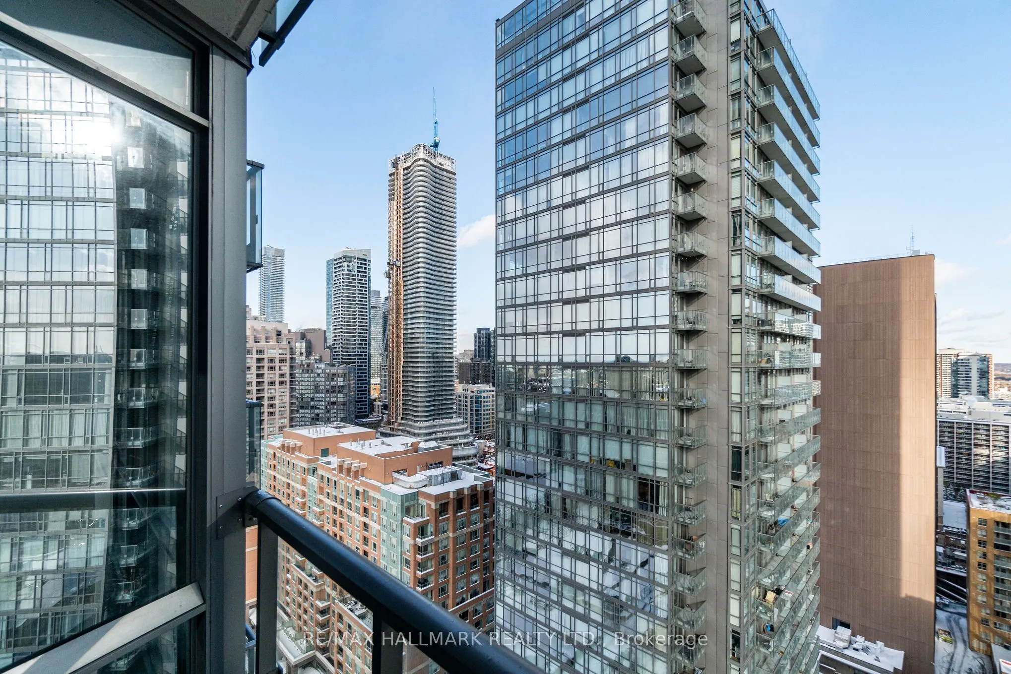 832 Bay Street #2307