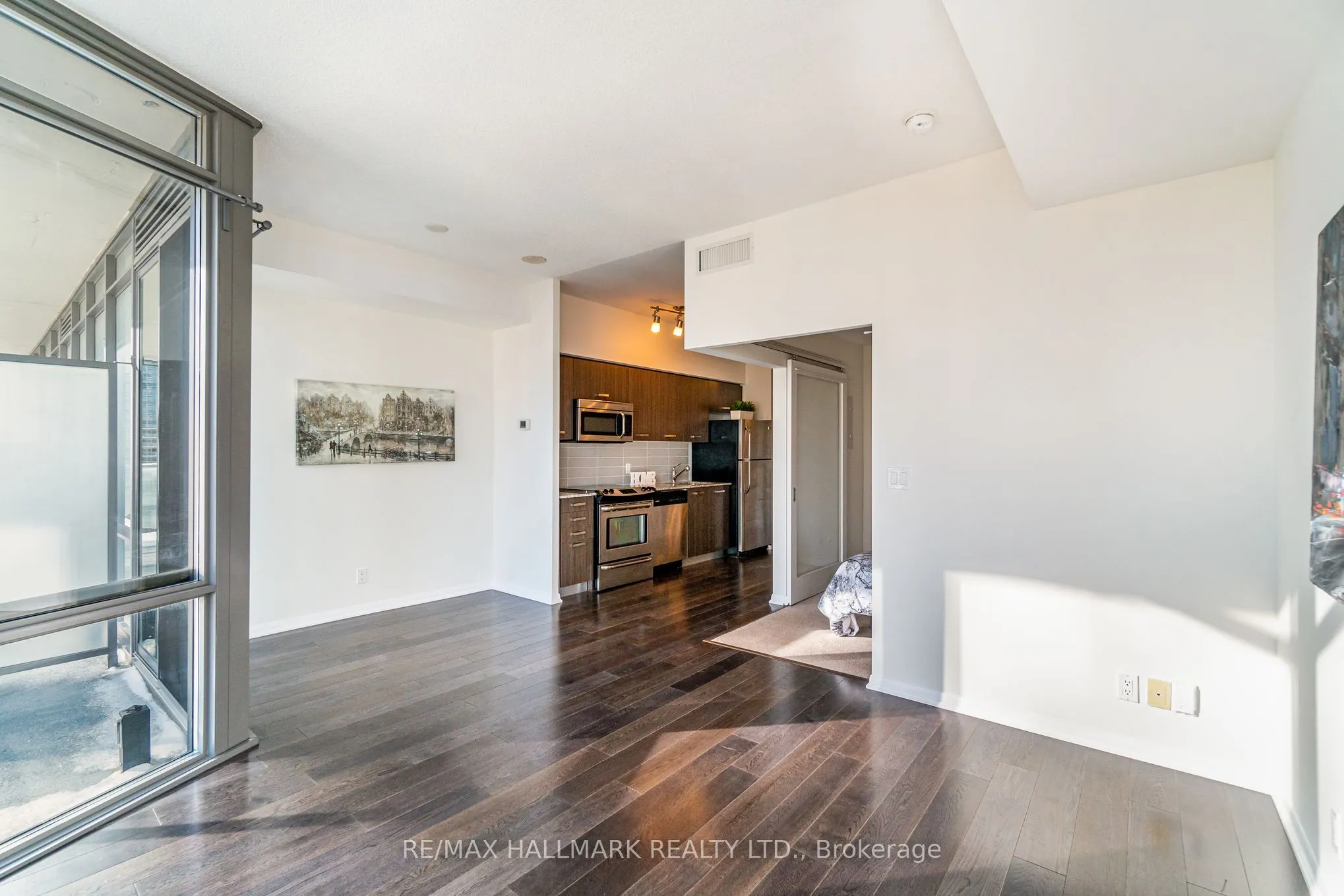 832 Bay Street #2307