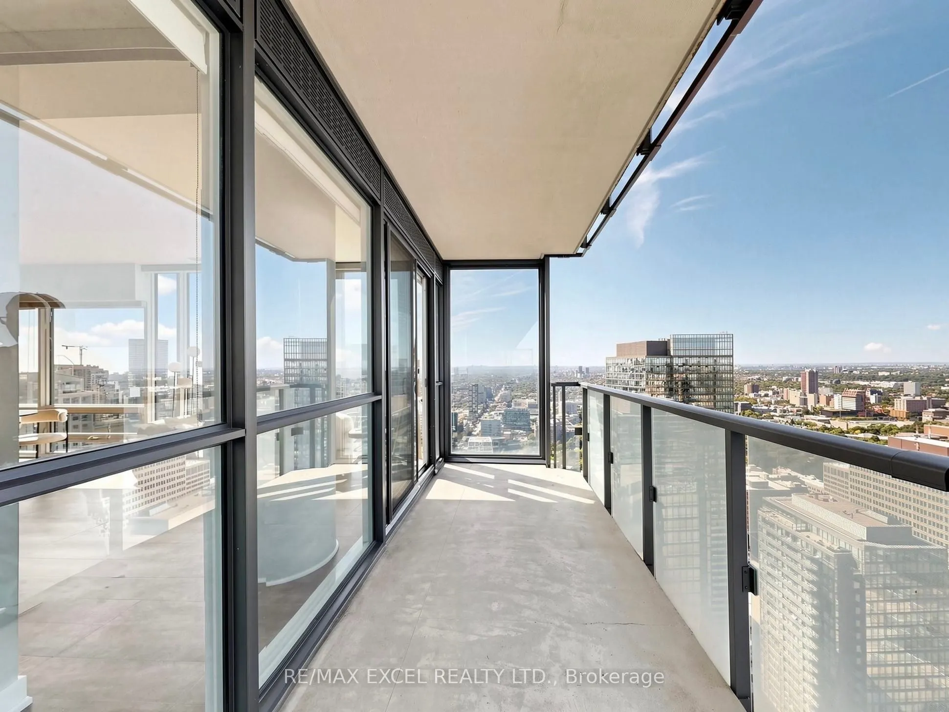 15 Grenville Street #5004