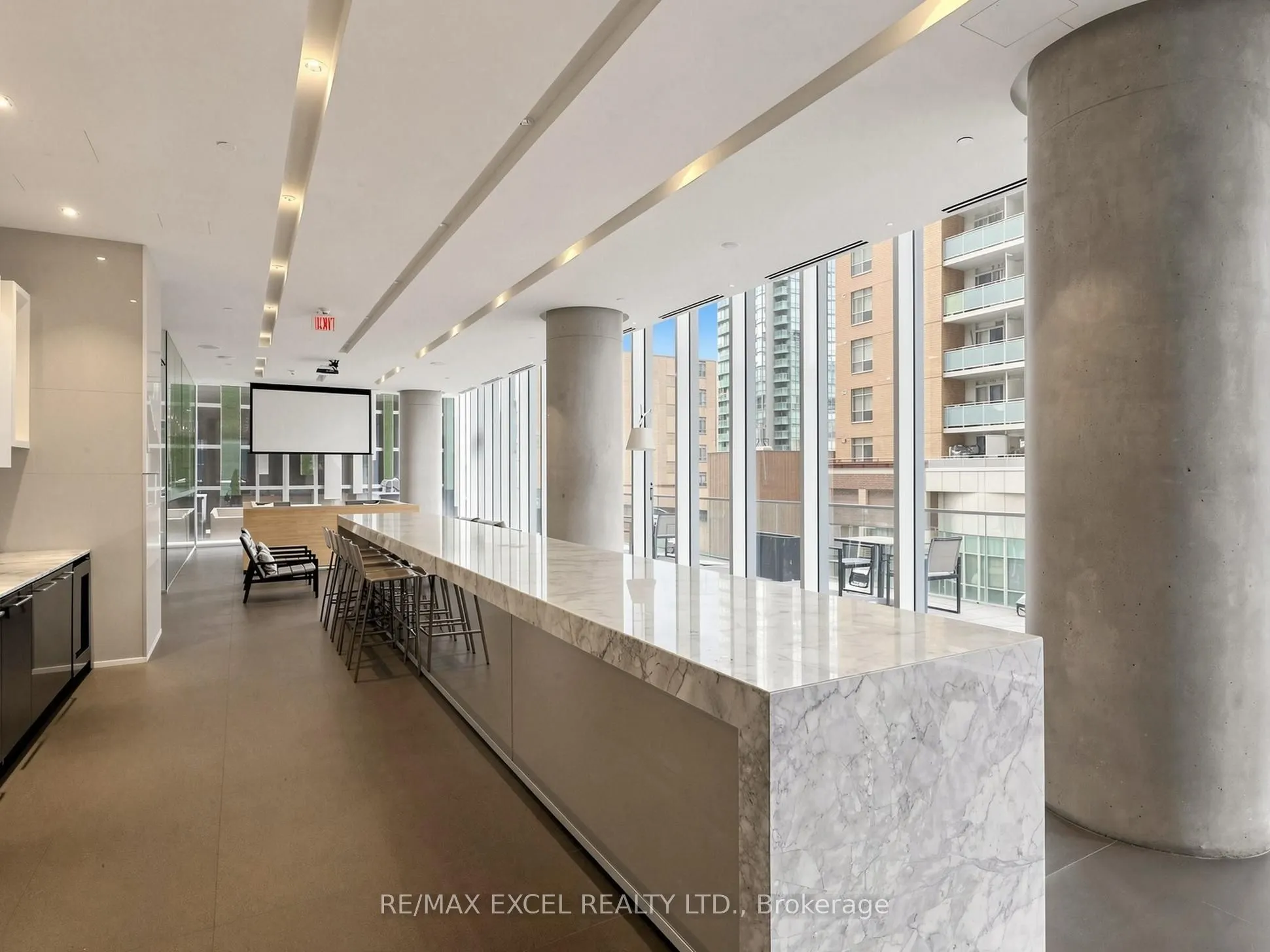 15 Grenville Street #5004
