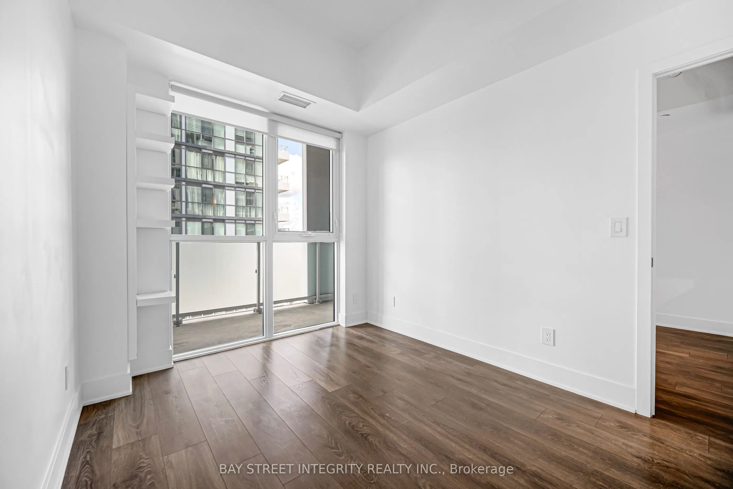 188 Fairview Mall Drive #801