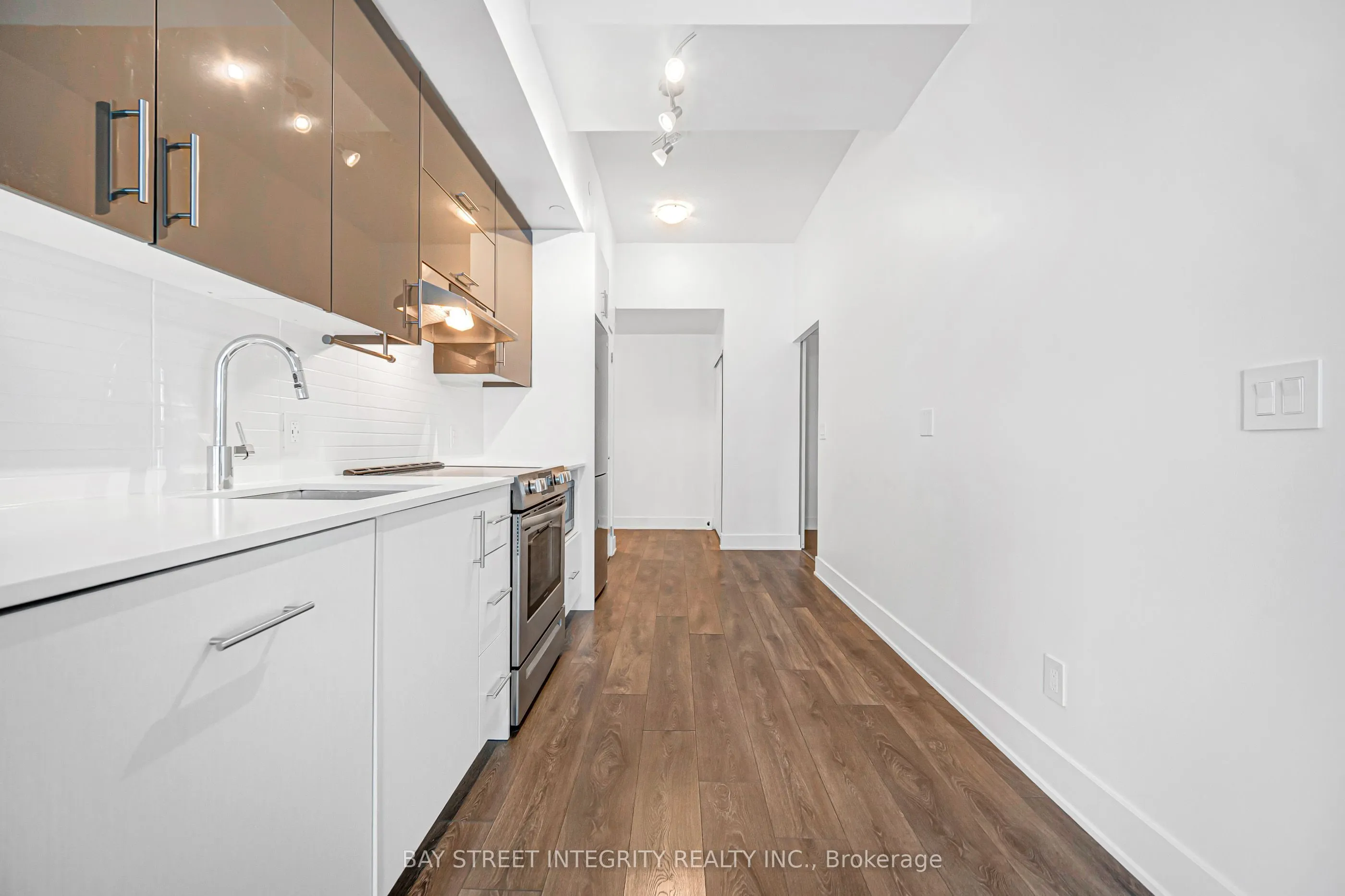 188 Fairview Mall Drive #801