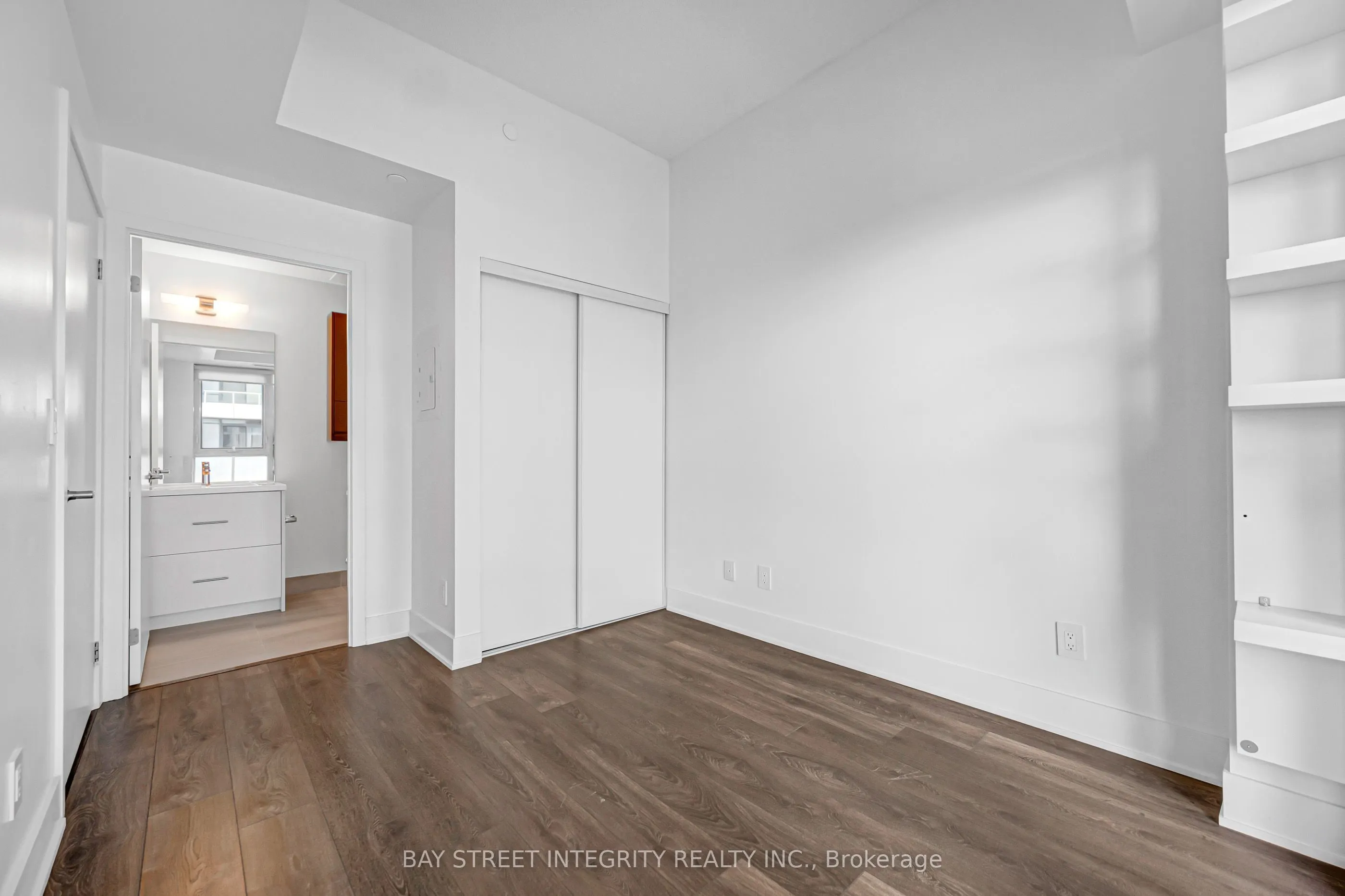 188 Fairview Mall Drive #801