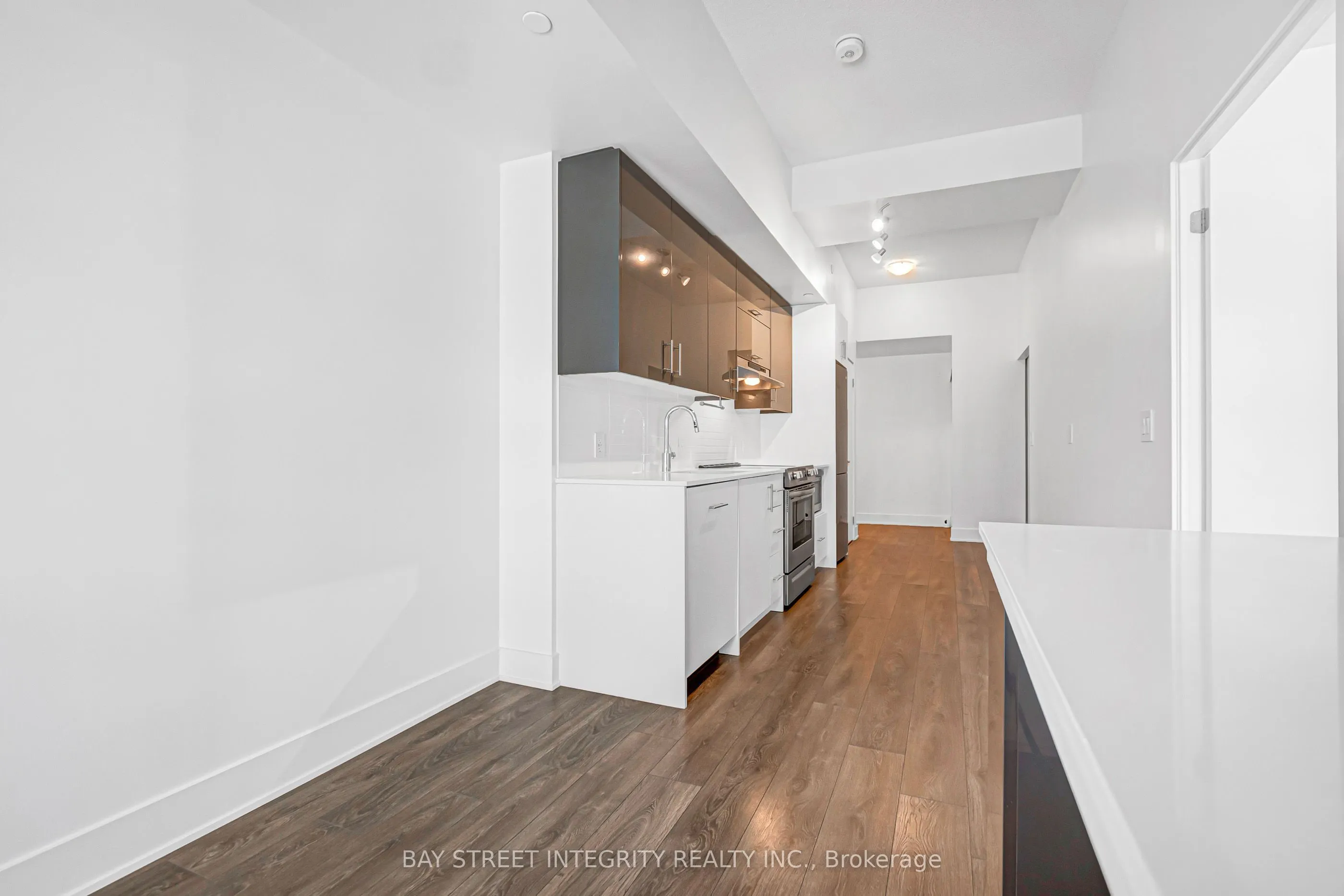 188 Fairview Mall Drive #801