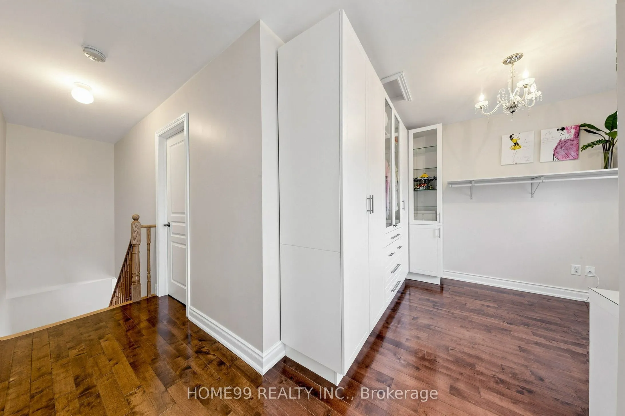 136A Finch Avenue W