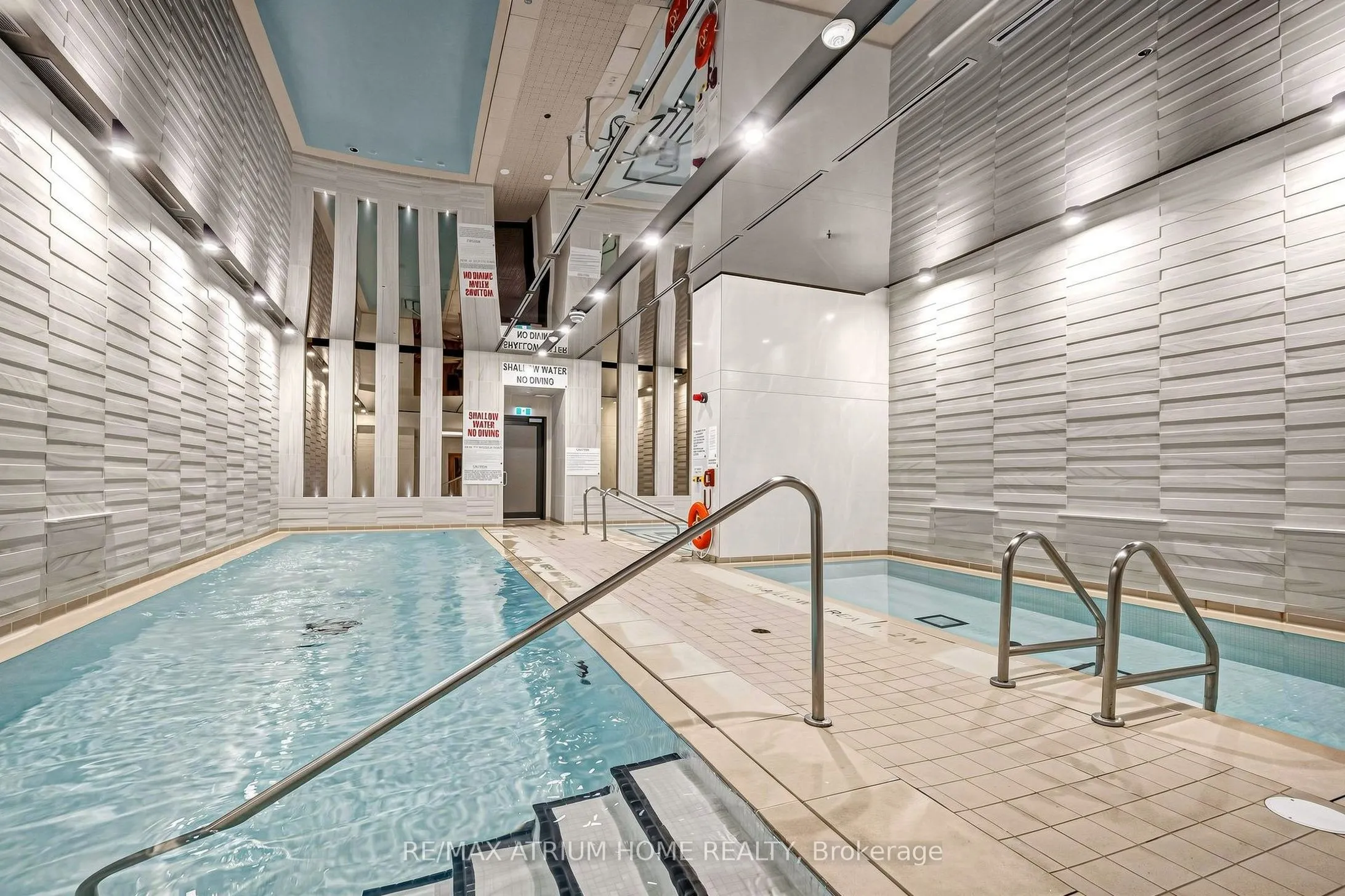 19 Bathurst Street #3206
