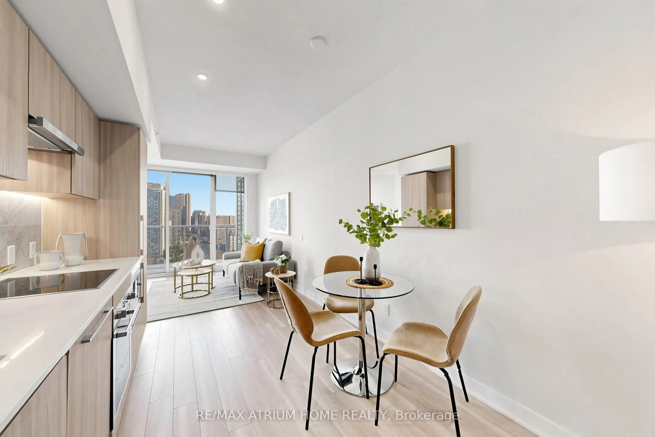 19 Bathurst Street #3206