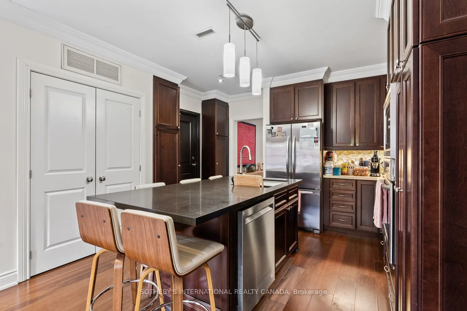 8 Highbourne Road #1