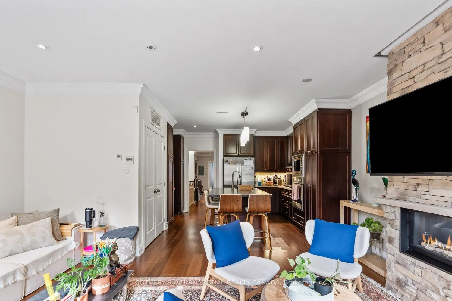 8 Highbourne Road #1