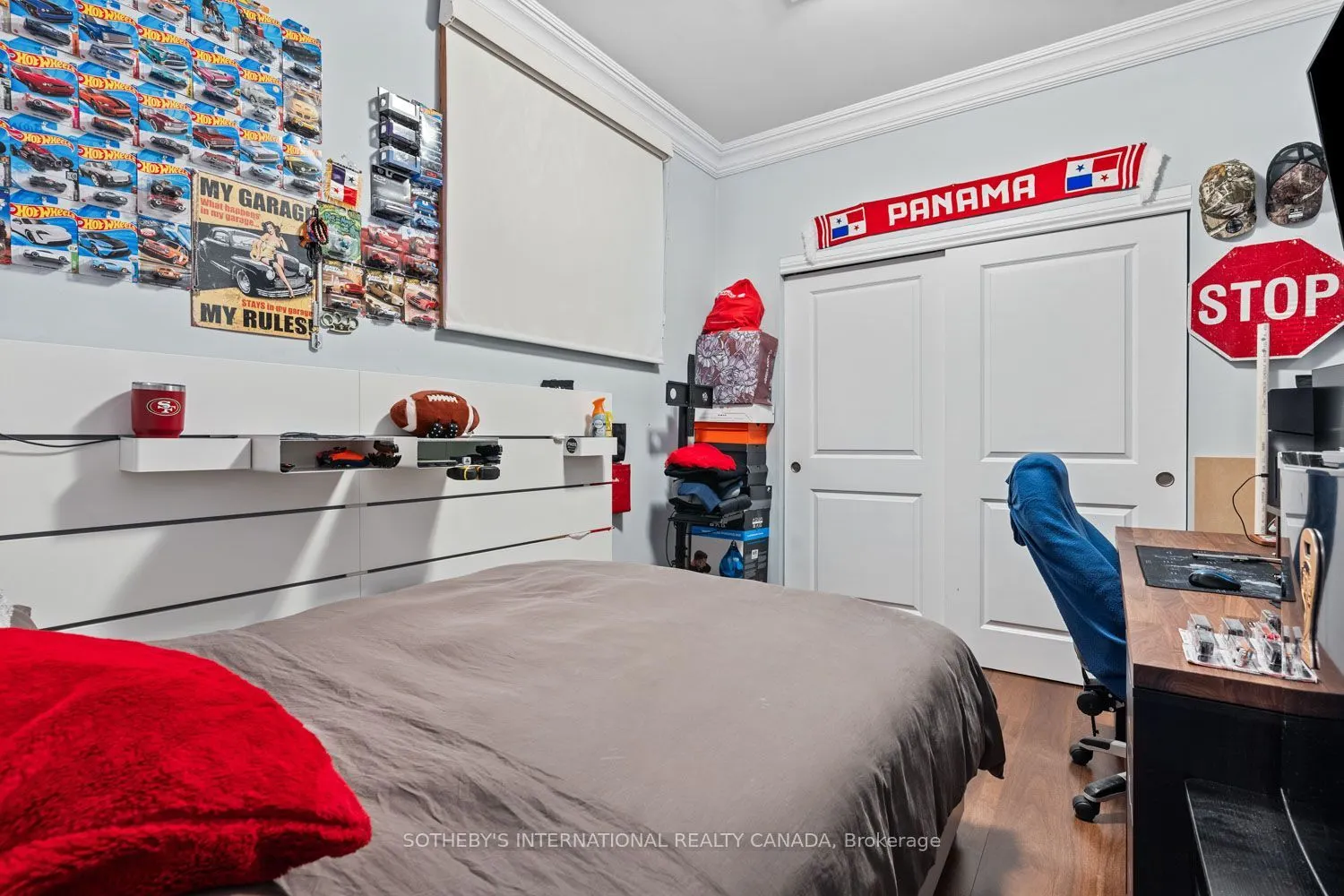 8 Highbourne Road #1