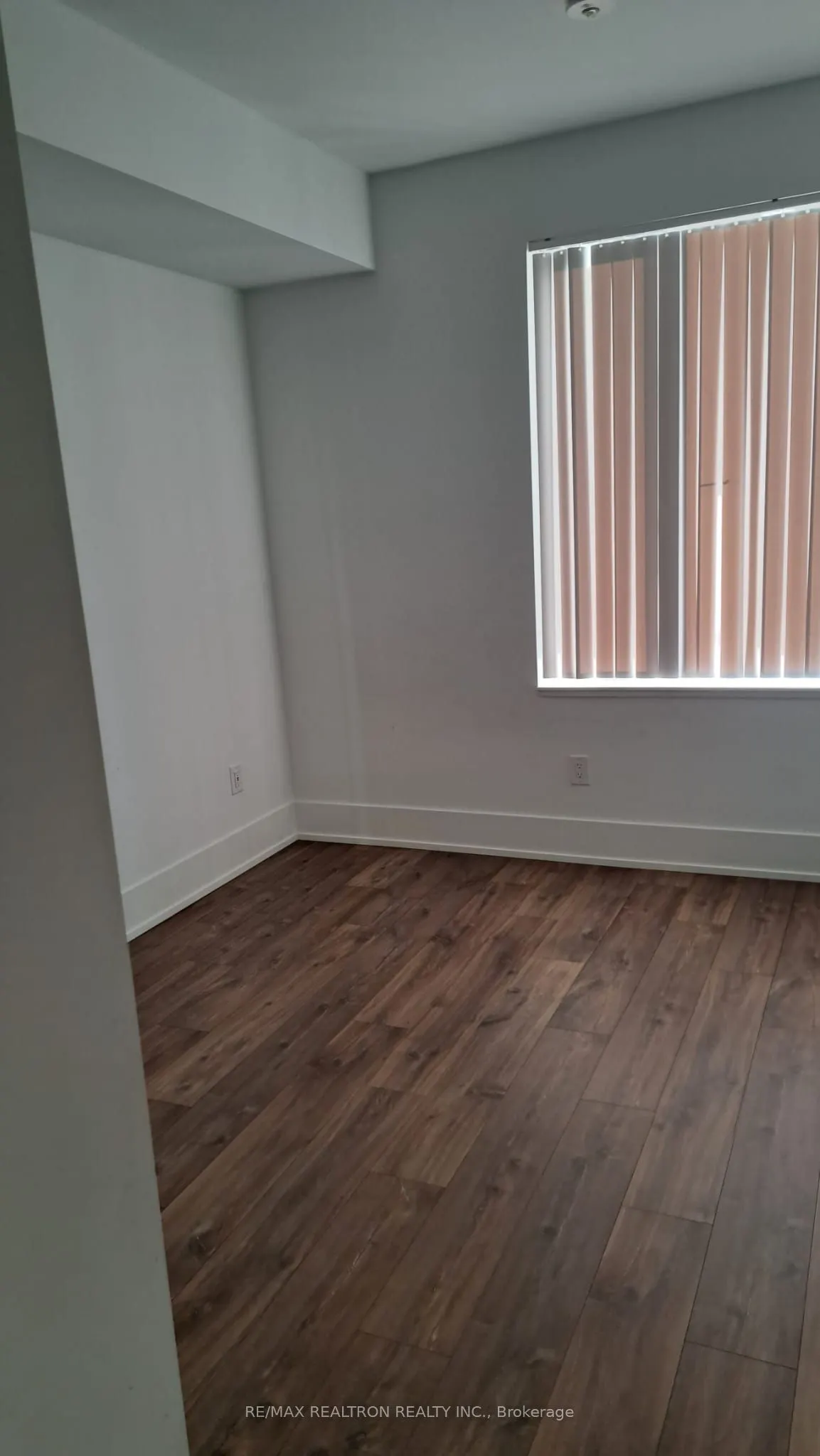 480 Front Street W #903