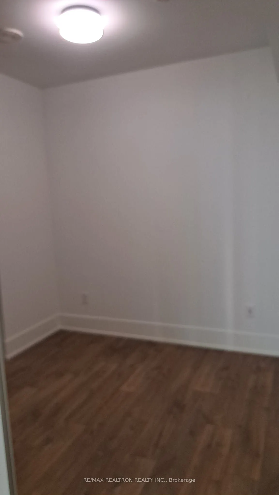 480 Front Street W #903