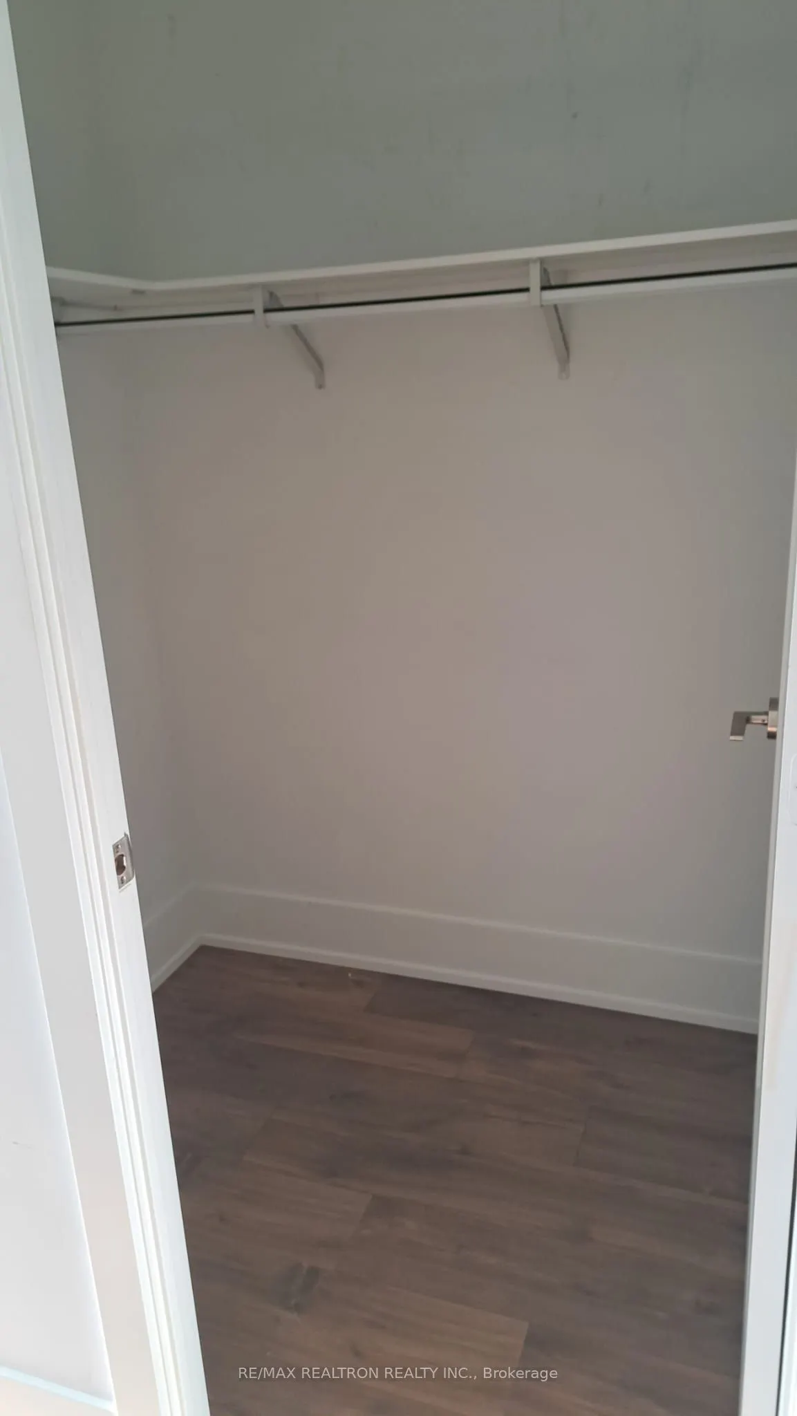 480 Front Street W #903