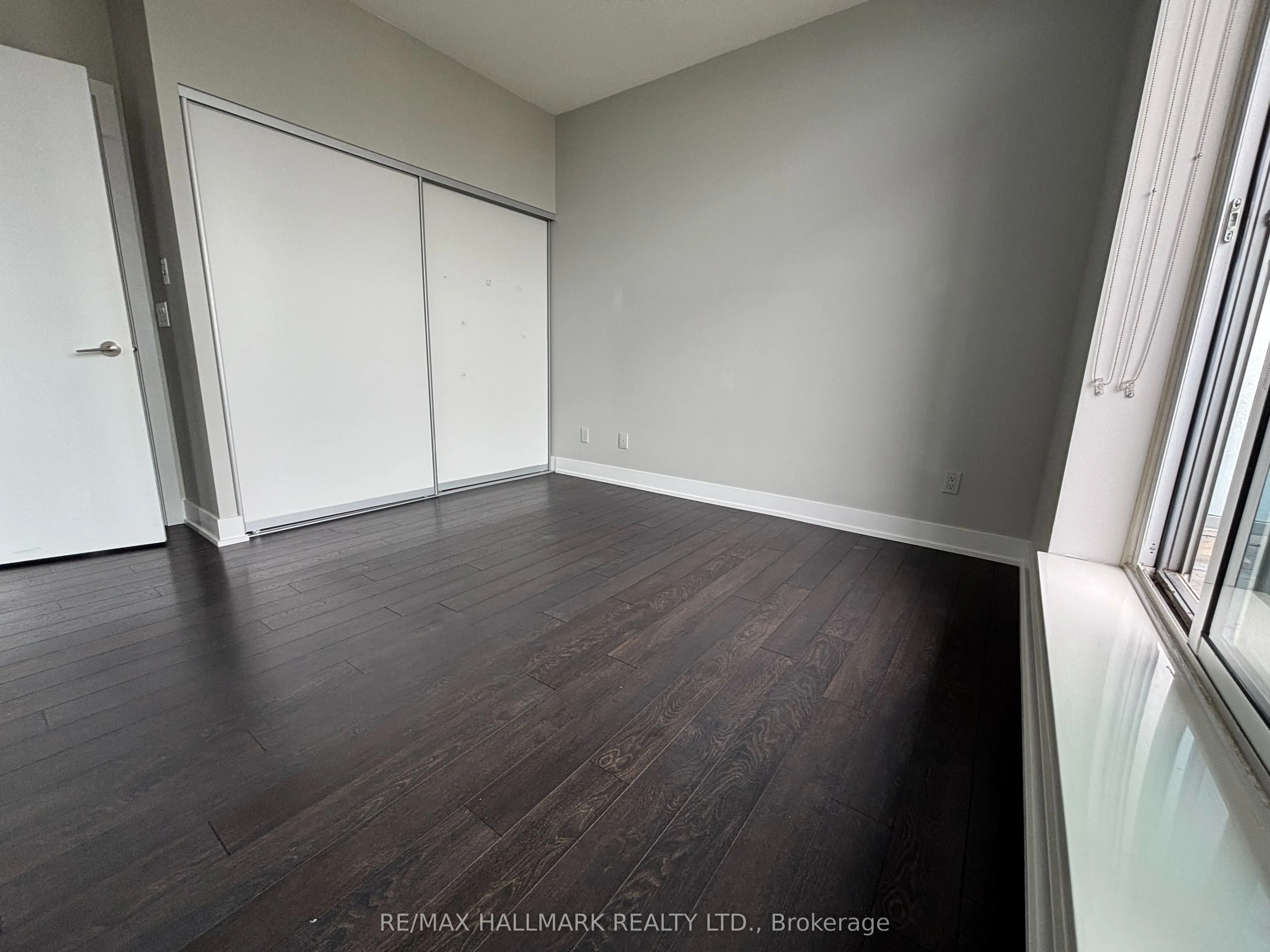 90 Stadium Road #905