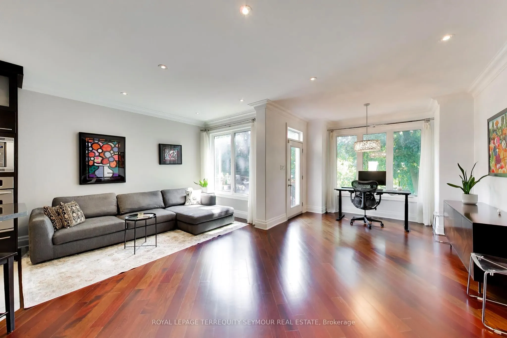 459 Soudan Avenue