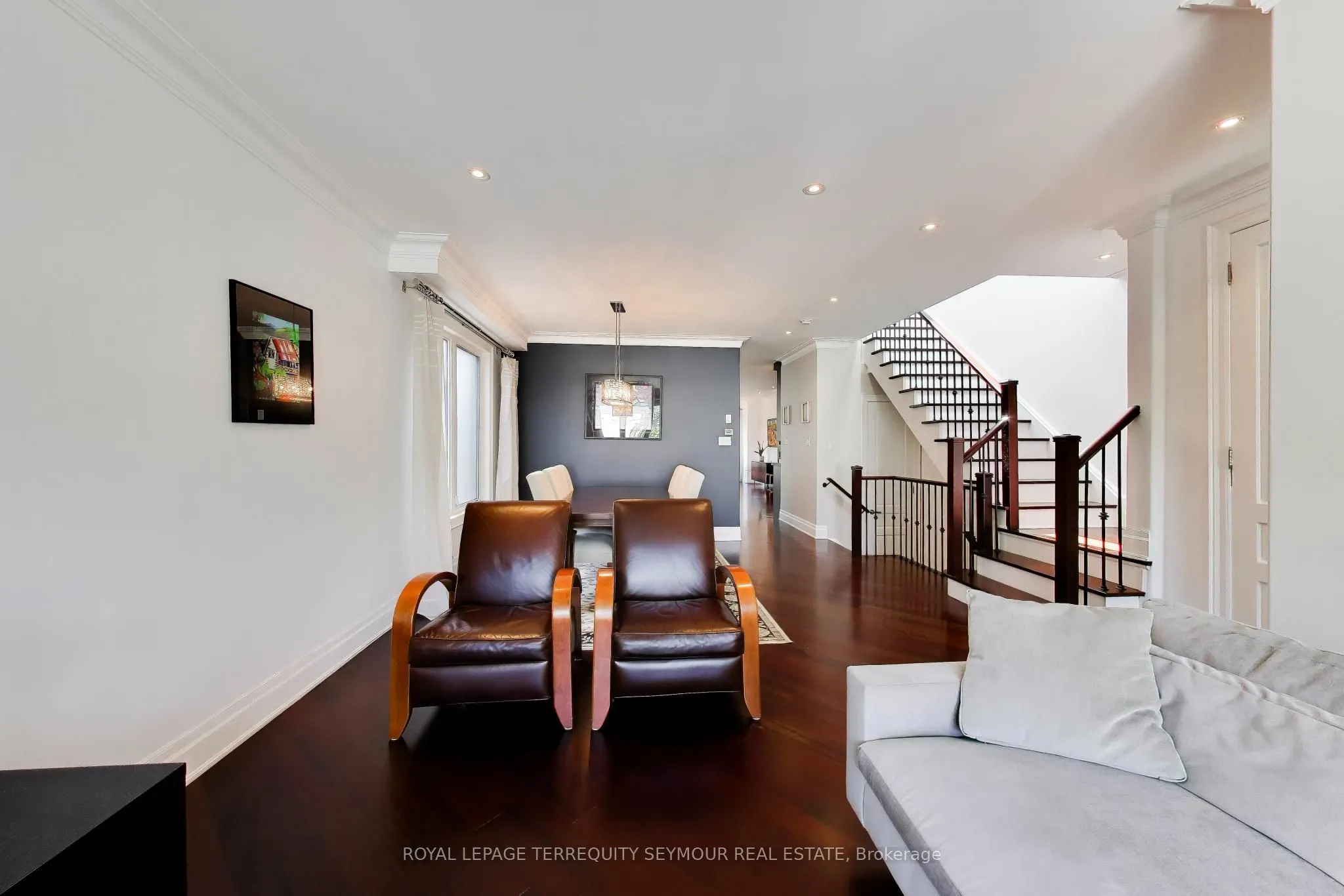 459 Soudan Avenue