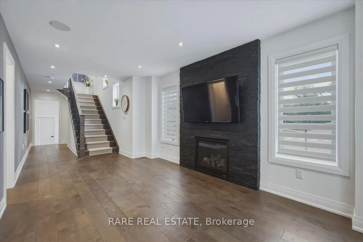 89 William Durie Way
