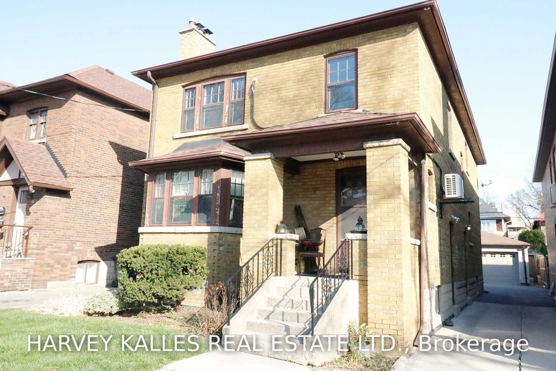 21 Braemar Avenue #Lower