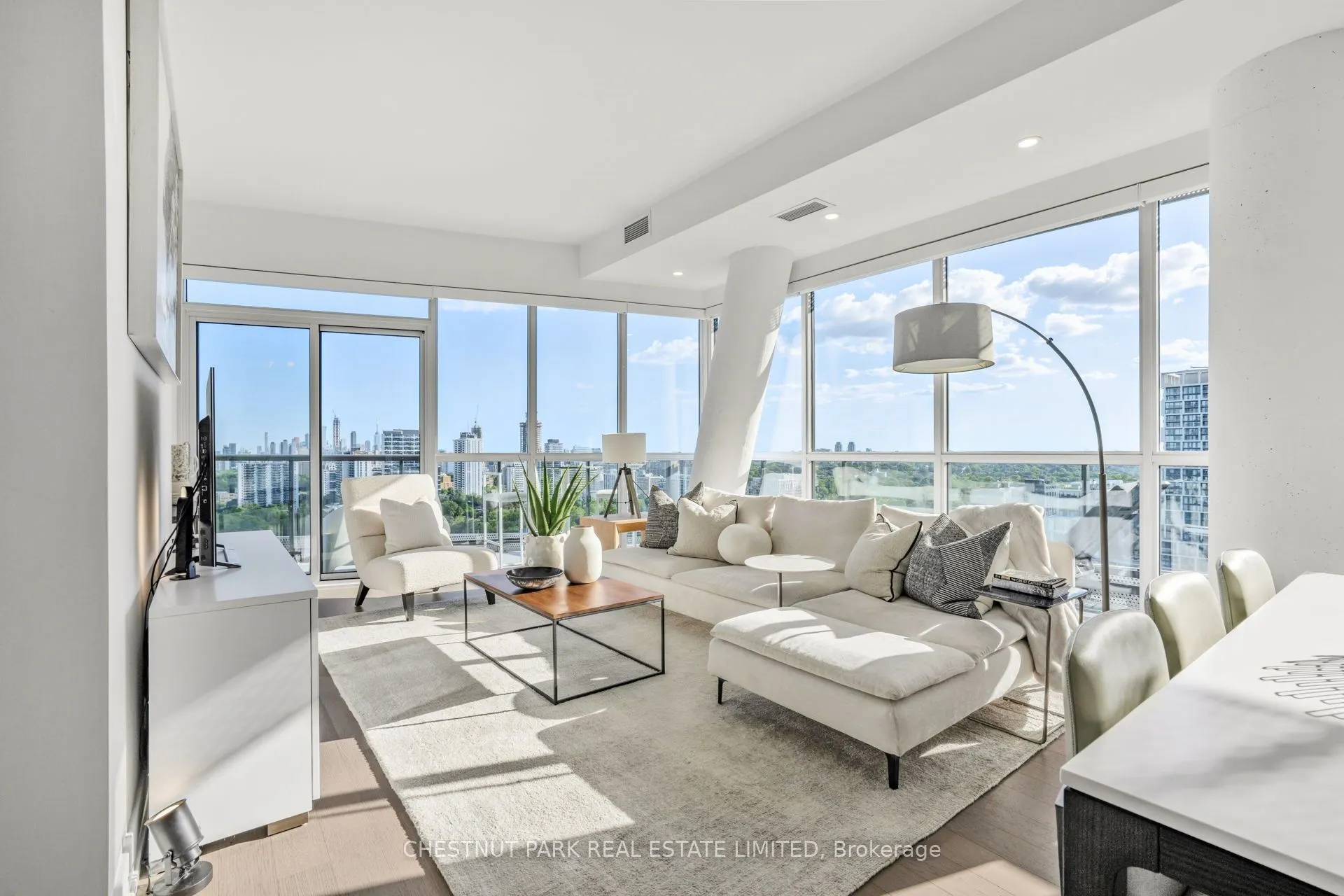 11 Lillian Street #1802