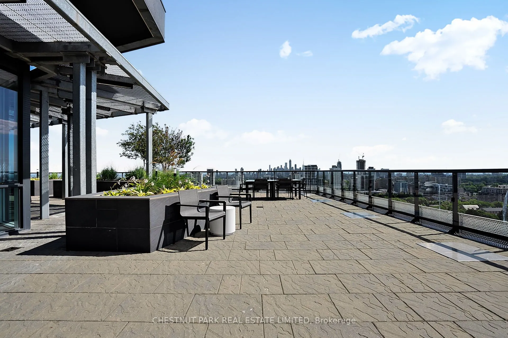 11 Lillian Street #1802