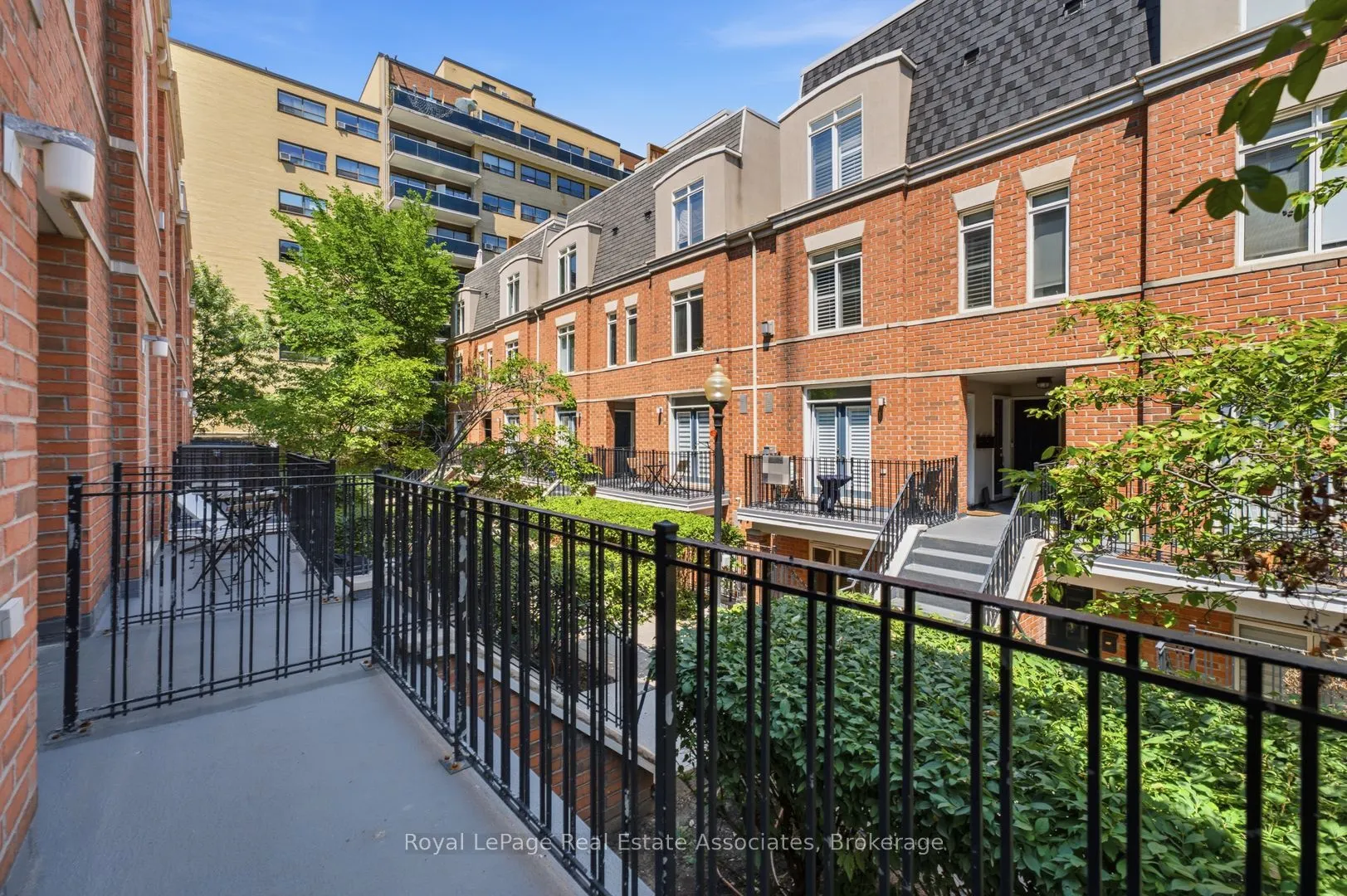 415 Jarvis Street #206