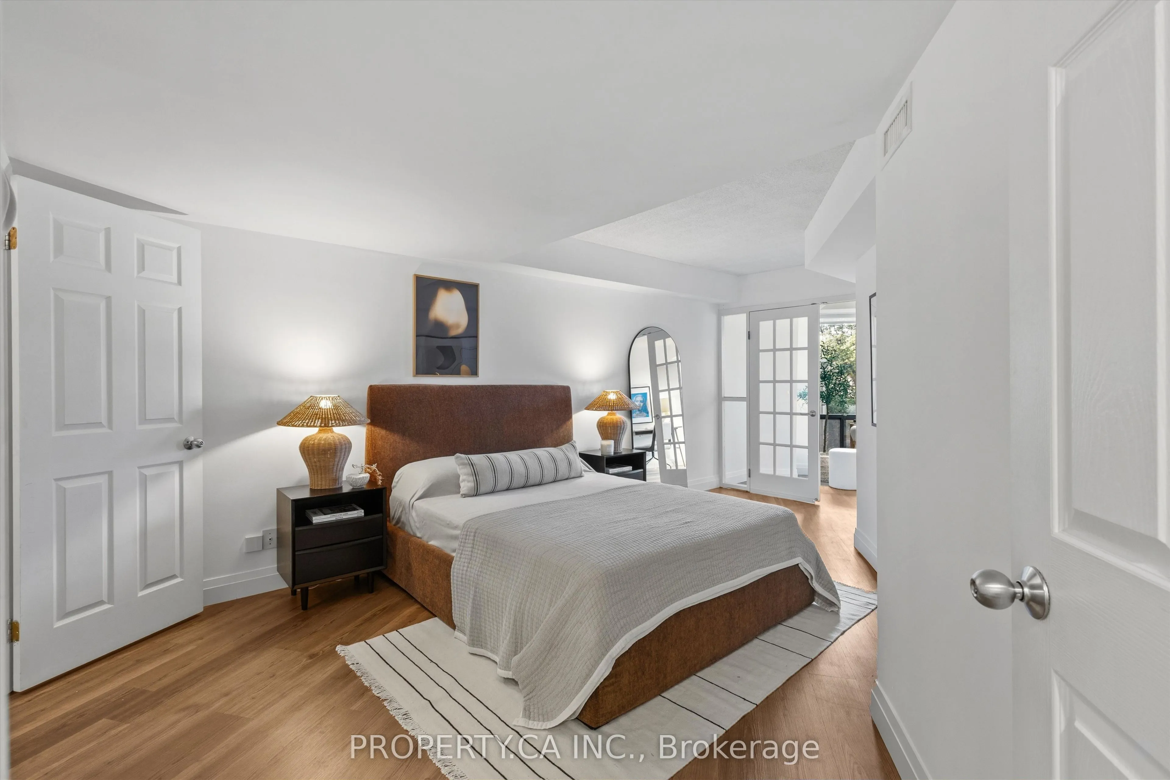 456 College Street #306