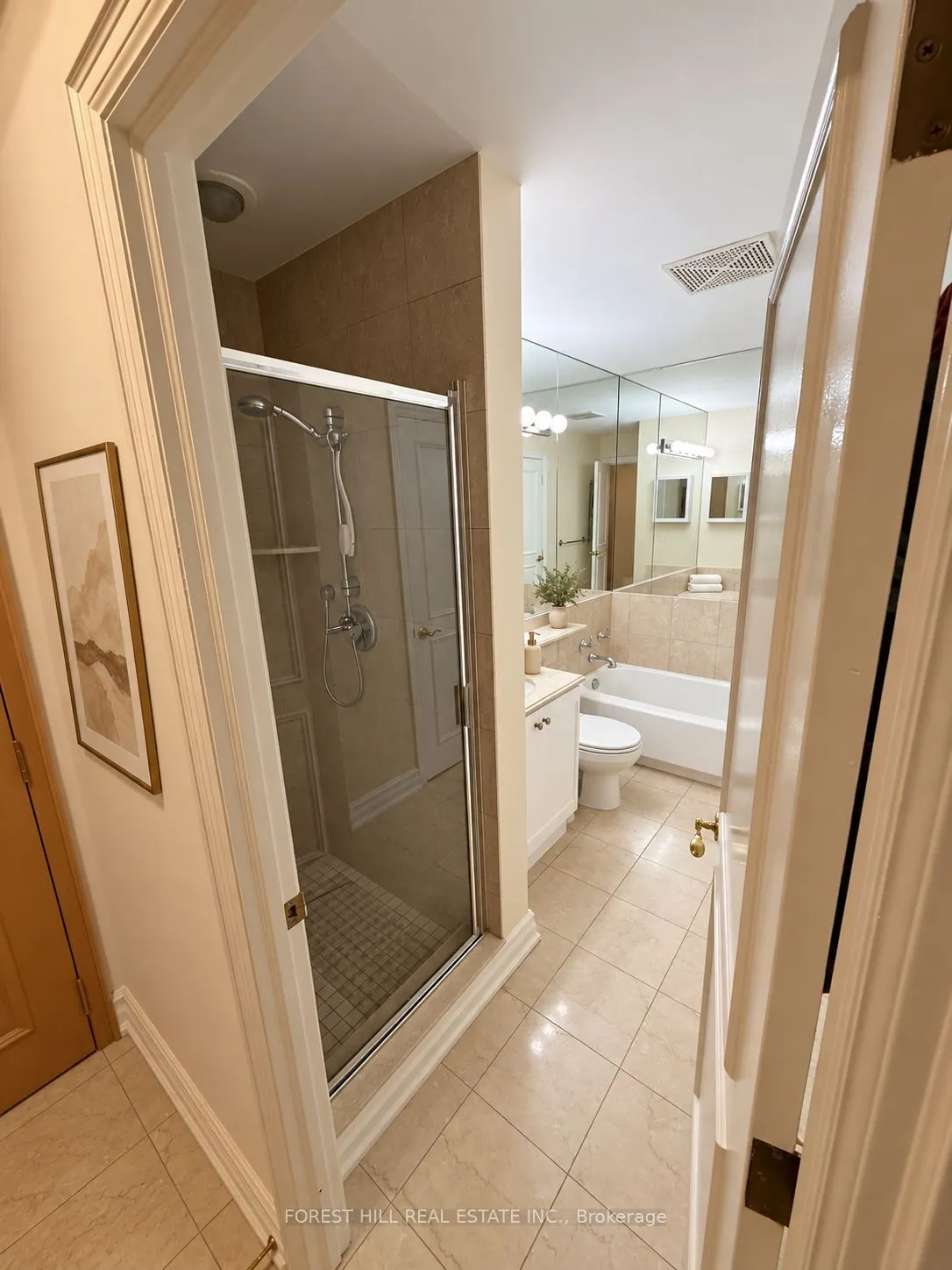 38 Avenue Road #802