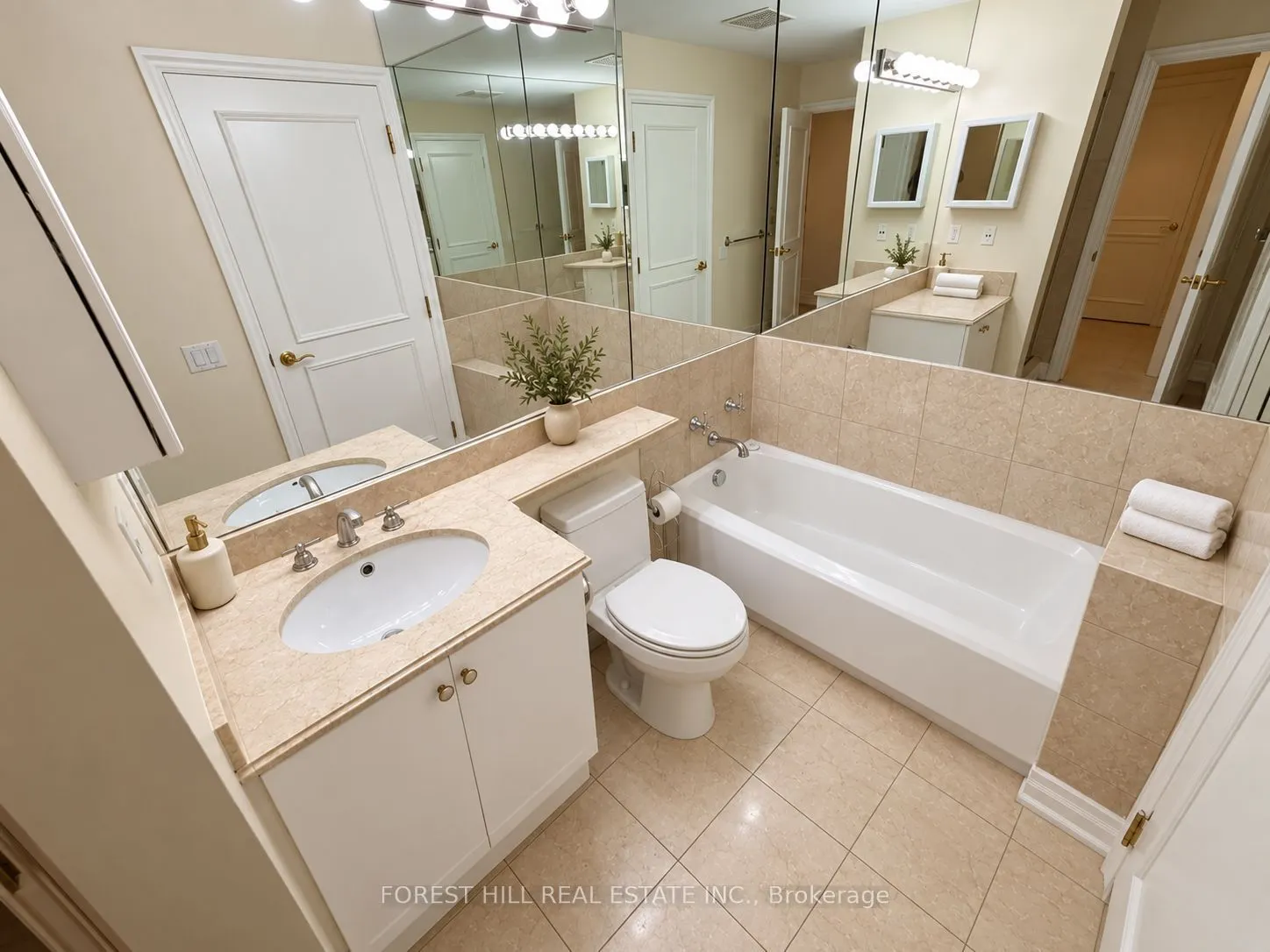 38 Avenue Road #802