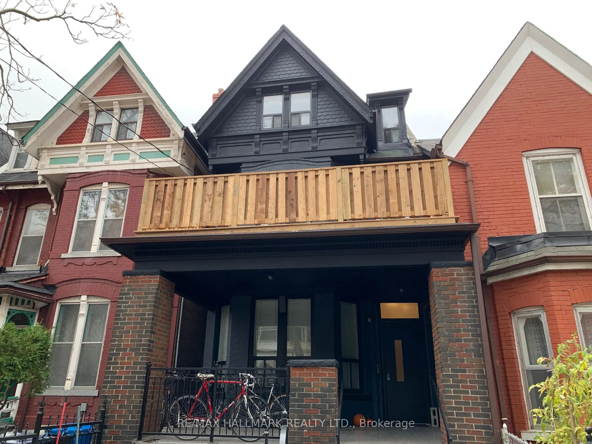 61 Cecil Street ##3