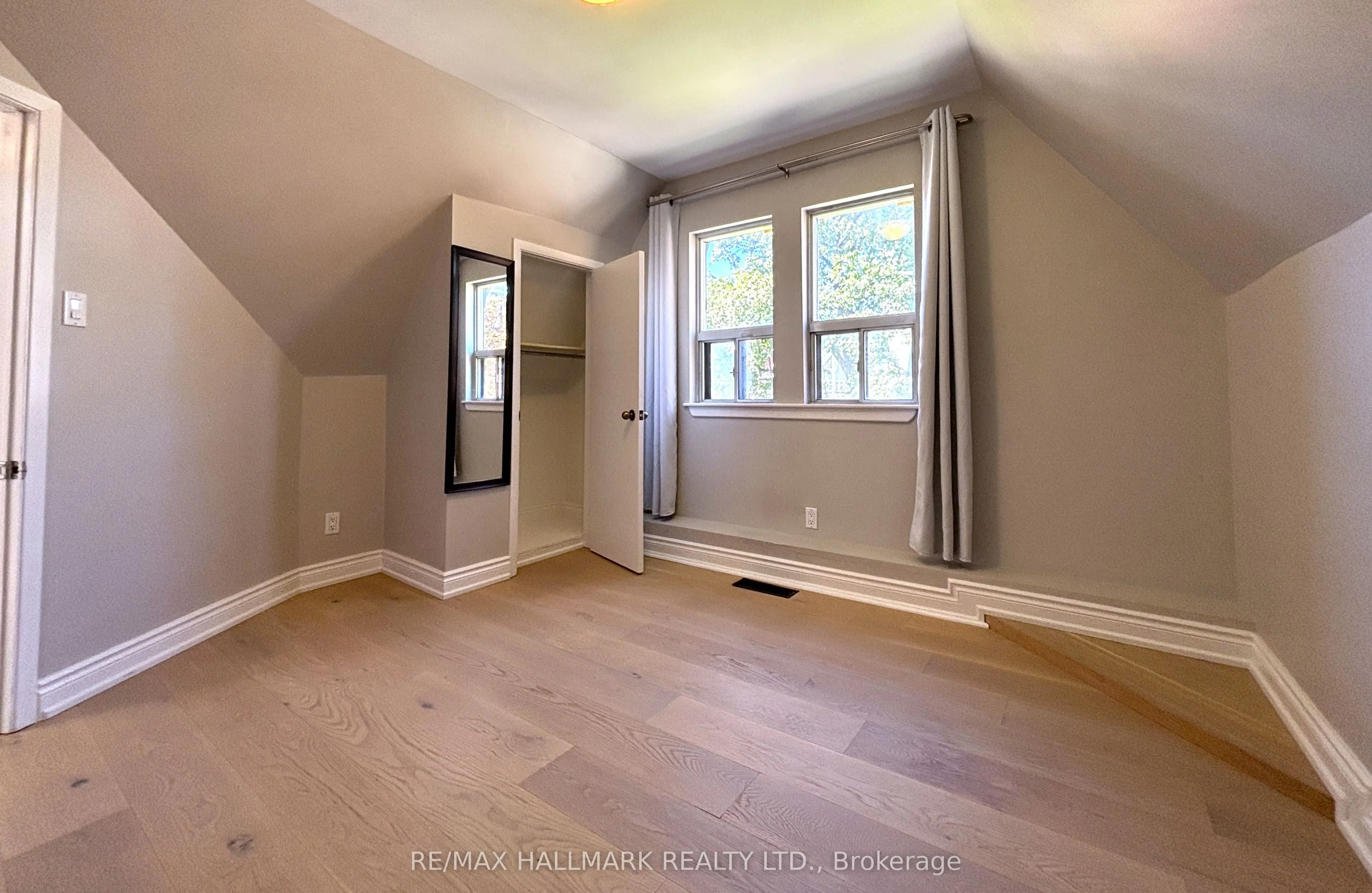 61 Cecil Street ##3