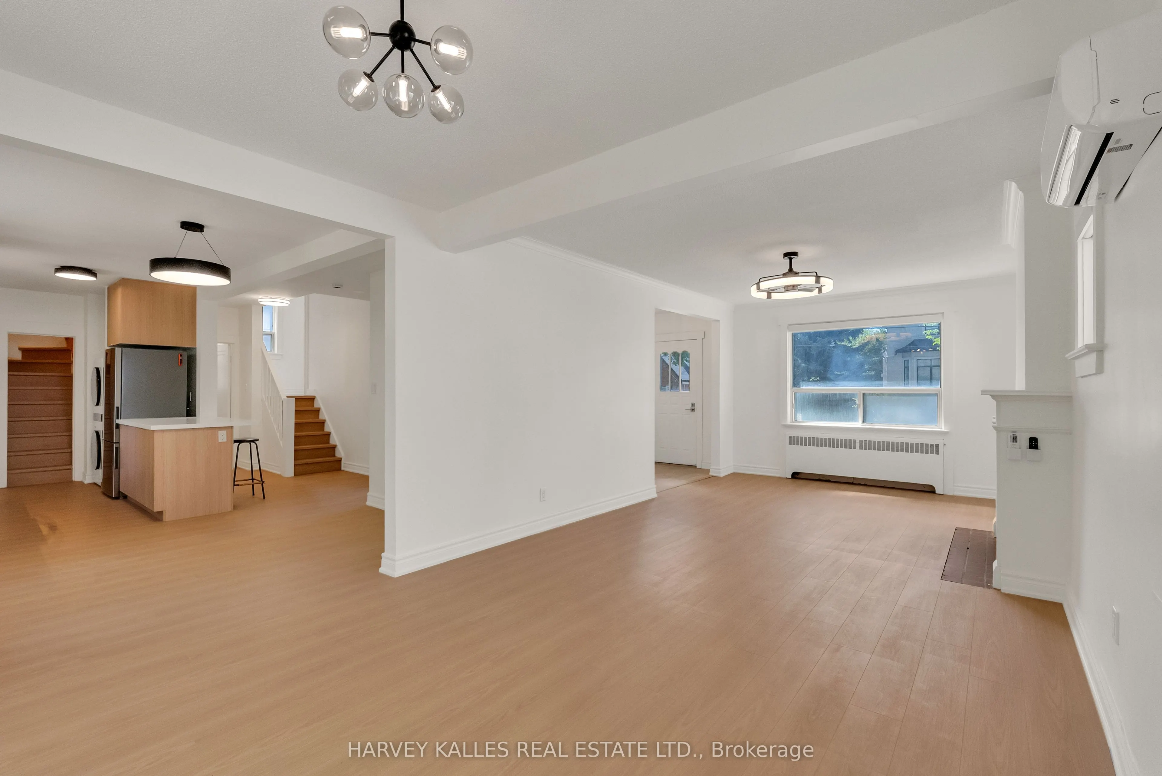 106 Florence Avenue