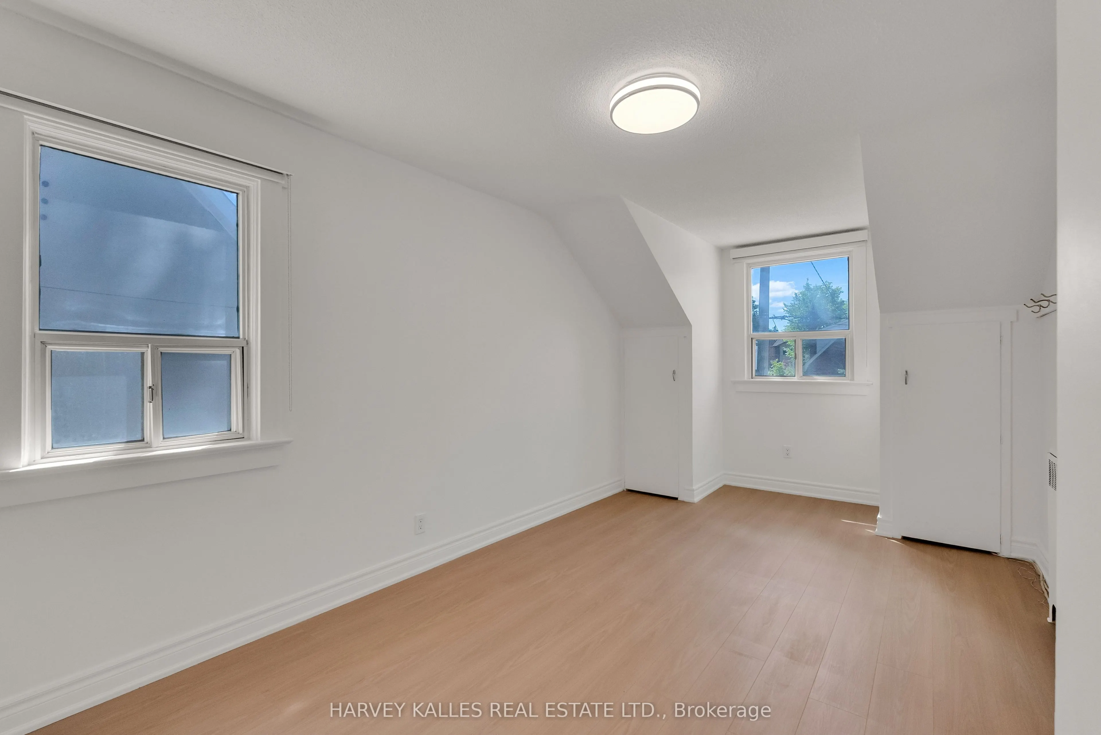 106 Florence Avenue